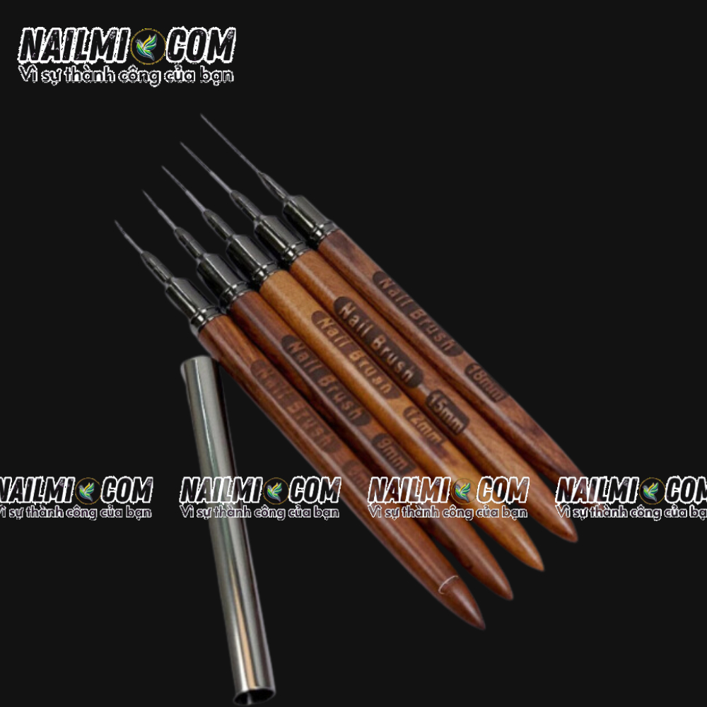 Cọ nét - cọ râu vẽ móng tay - 12mm - Paula - cán gỗ