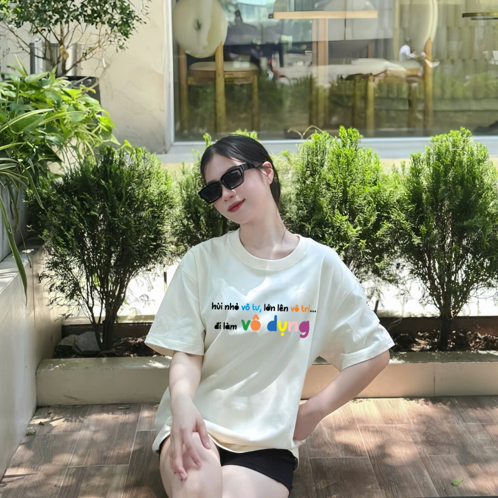 Áo thun nữ màu trắng form oversize rộng local brand We Tee in chữ Làm vì đam mê - T029_thumbnail_1
