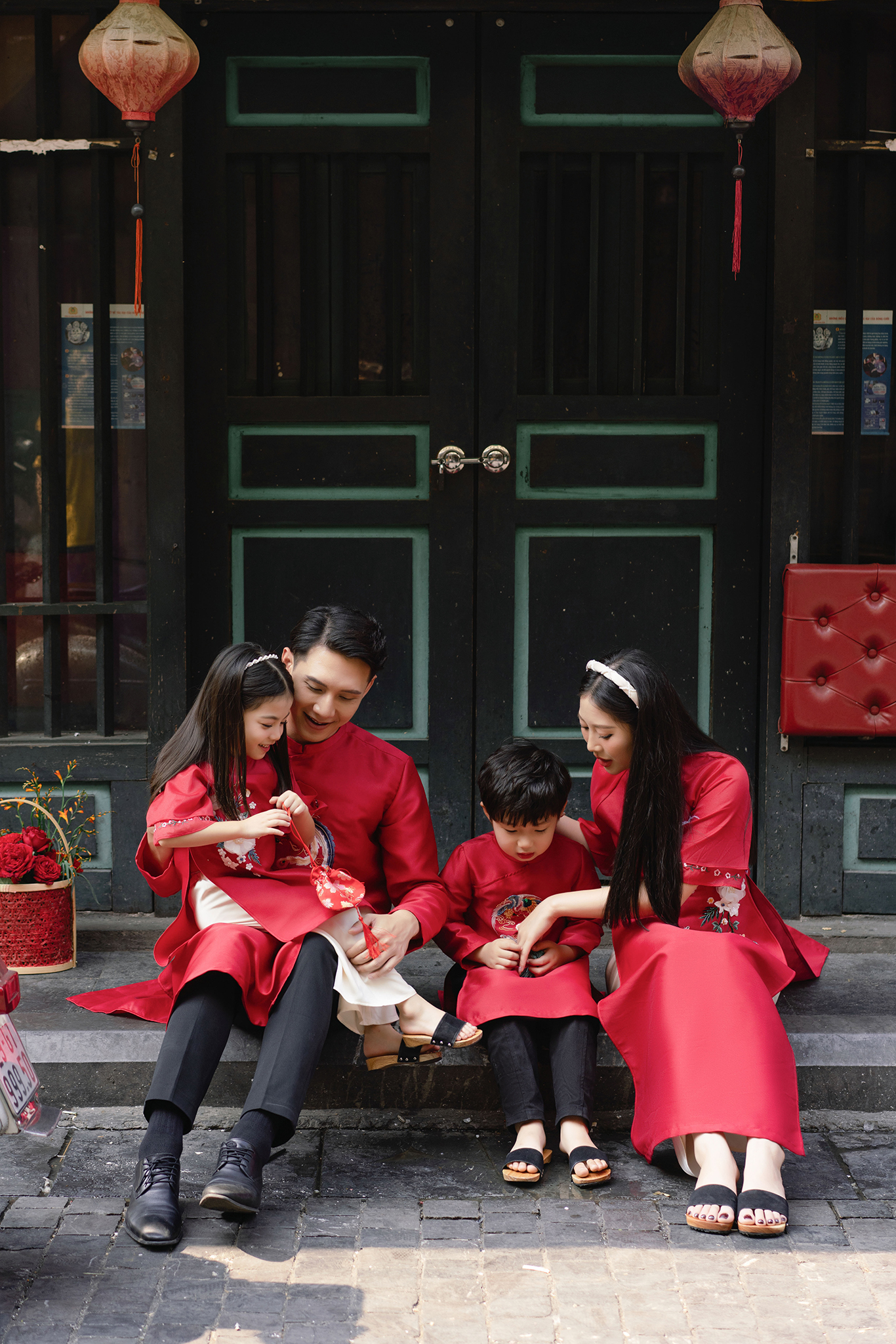 Áo dài bố thêu Phượng