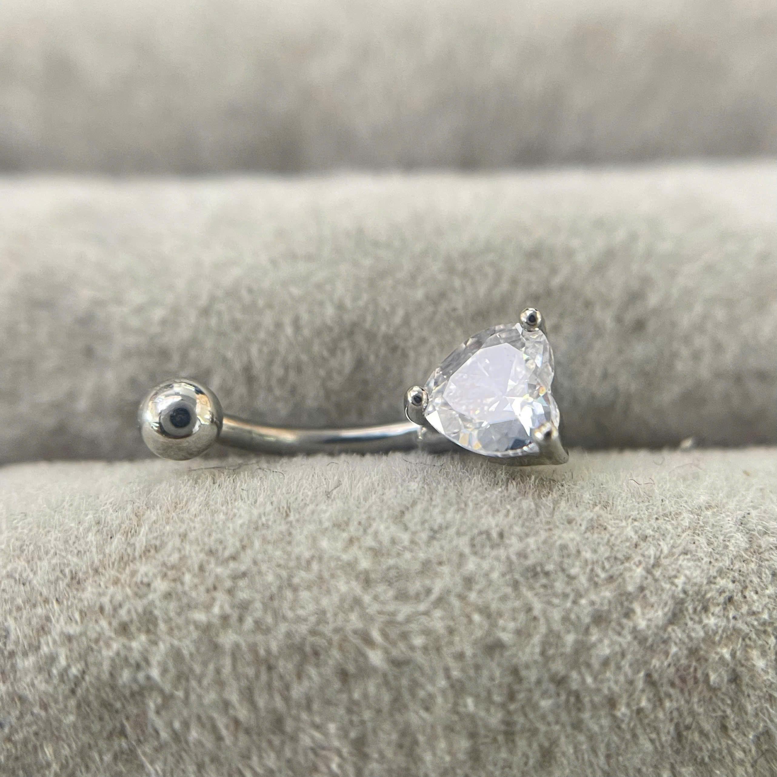 banana kiểu trái tim trắng kim cương._thumbnail_1