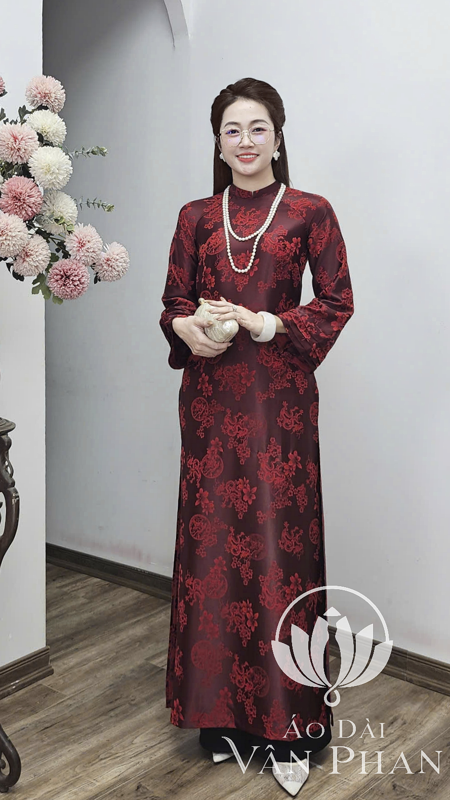 CT343 áo dài cách tân cổ 2p tay loe đài gấm đỏ đô_thumbnail_1