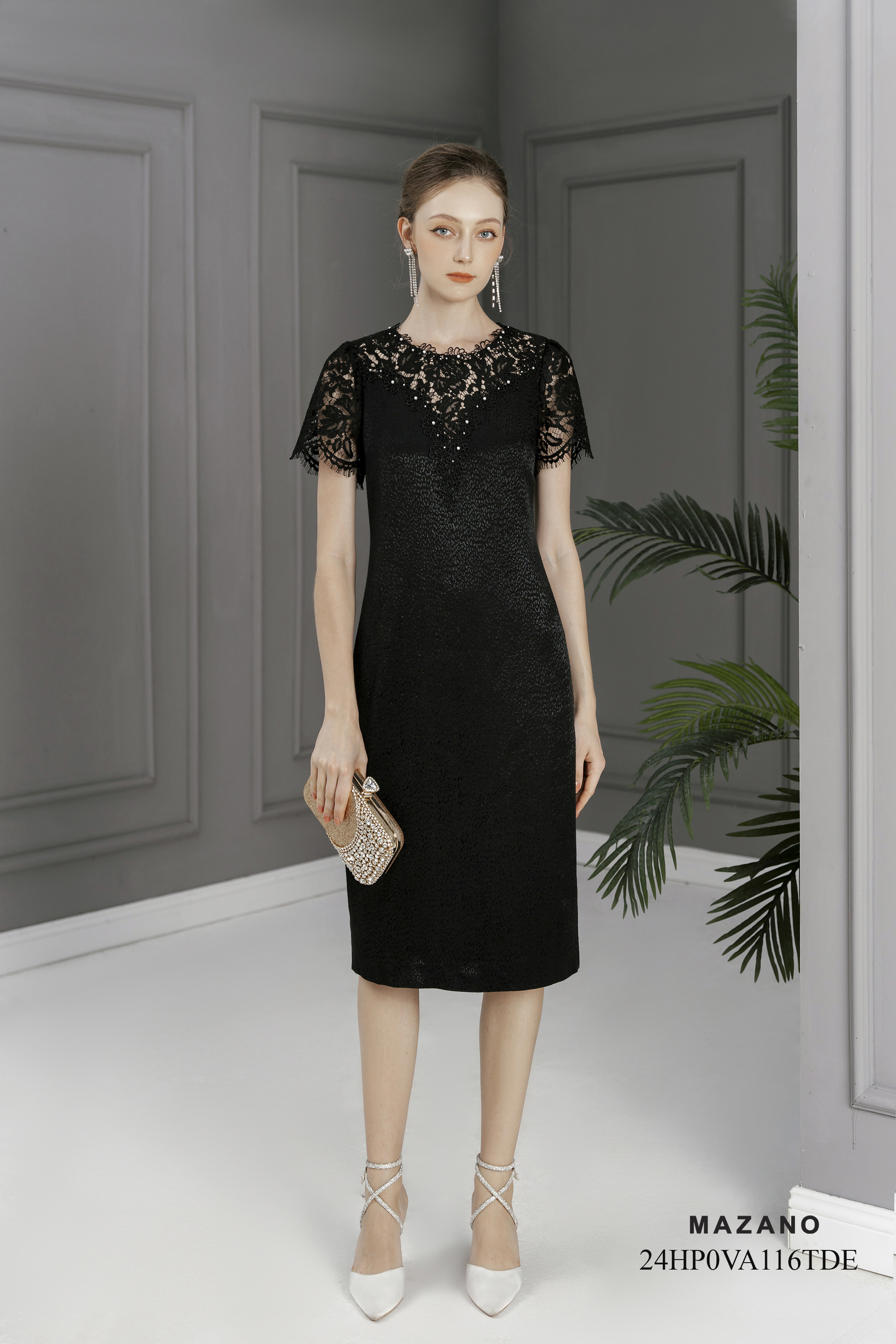 Đầm tiệc phối ren ngực và tay