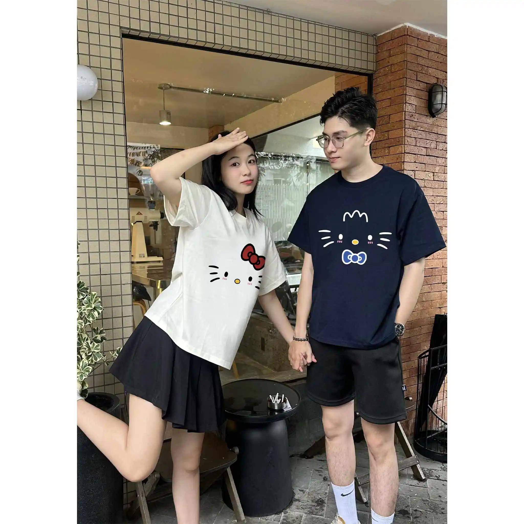 Áo thun couple form boxy Miucho vải cotton thoáng mát dày dặn hình Hello Kitty 2777_thumbnail_8