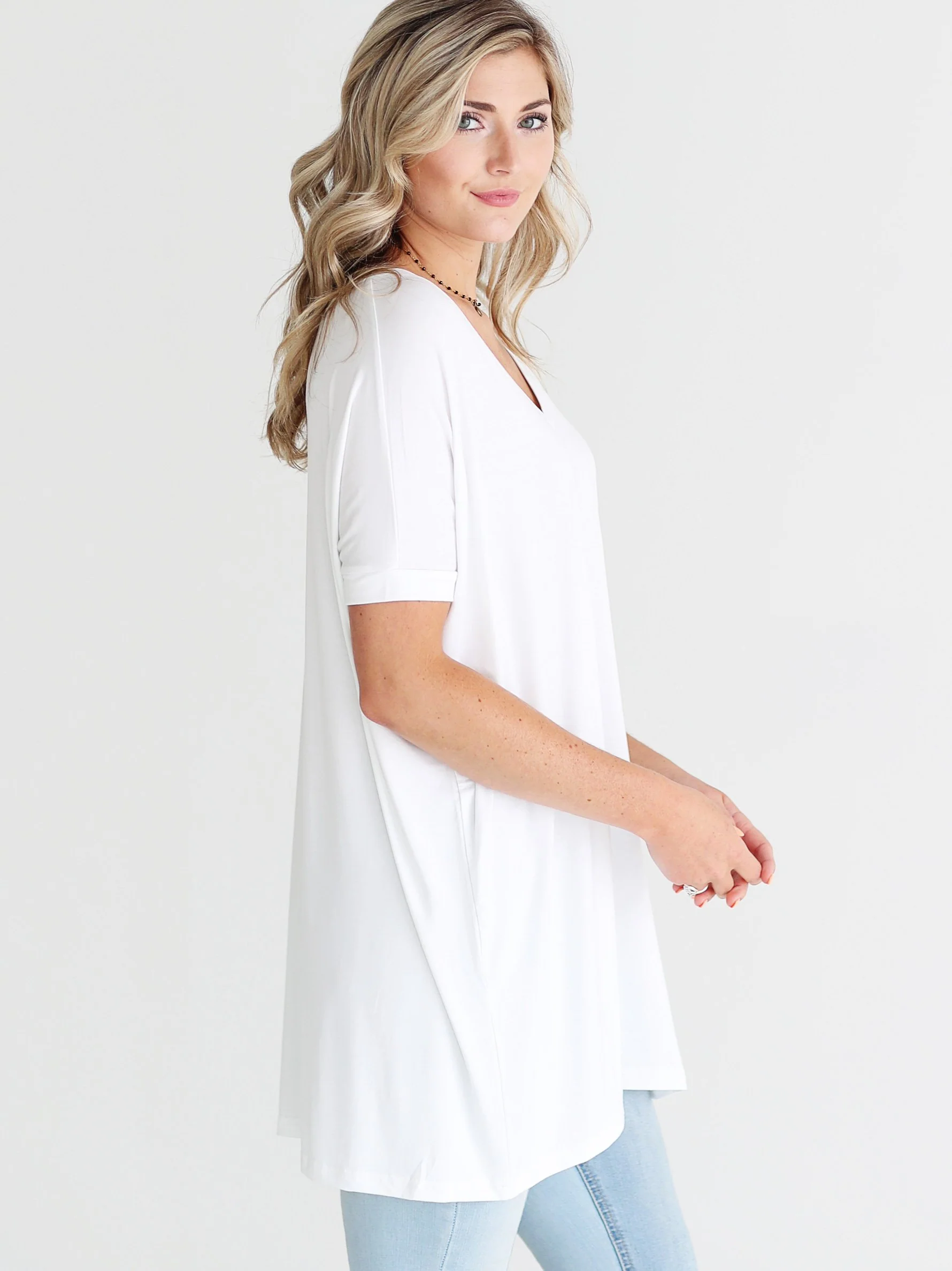 White V-Neck Short Sleeve Tunic_thumbnail_1