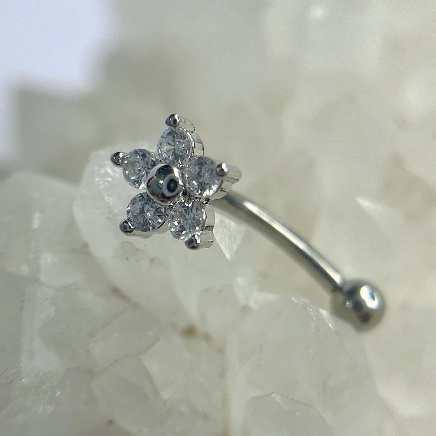 Banana hoa trắng nhuỵ bi thân titan