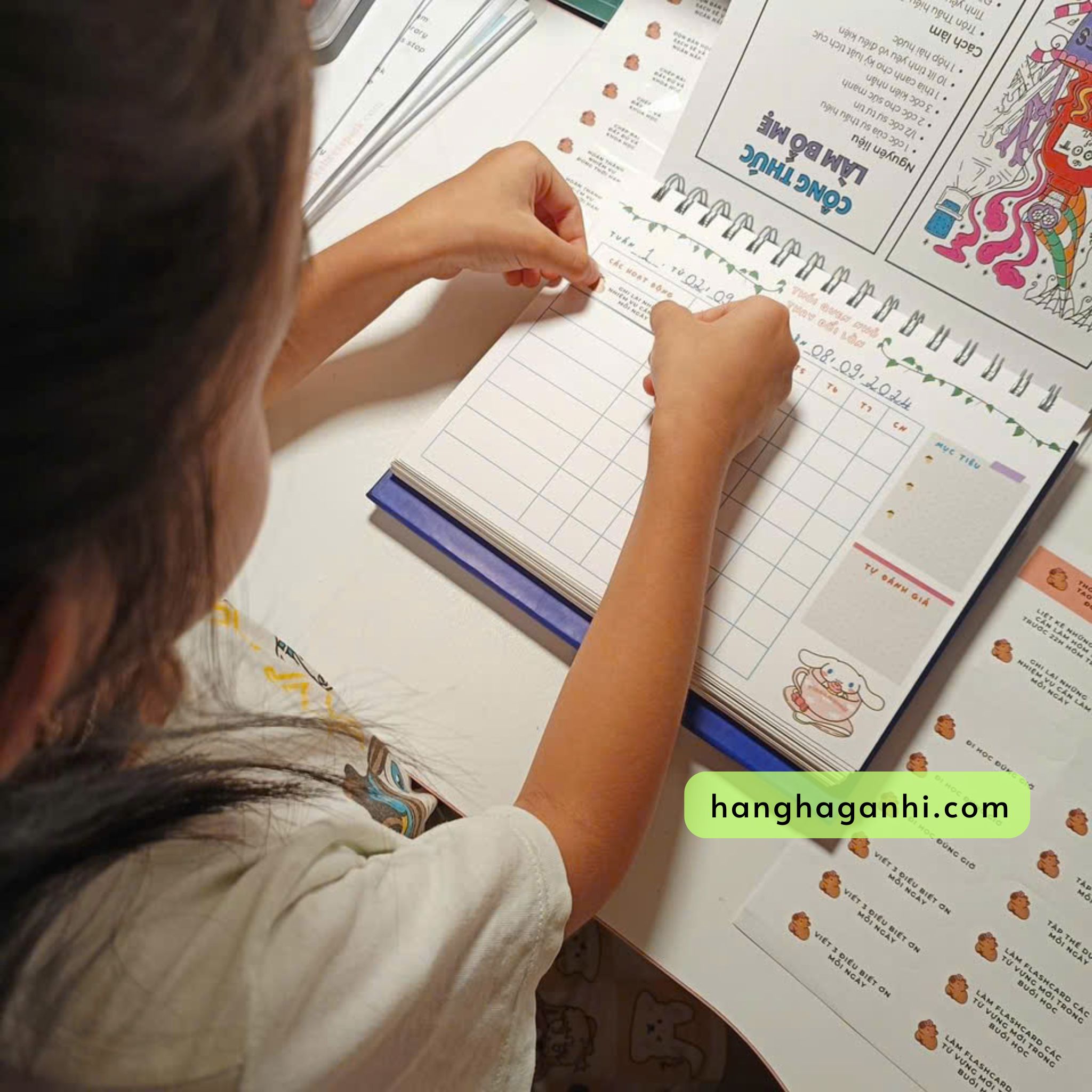 Bộ lịch 365 ngày cùng con trưởng thành_thumbnail_8
