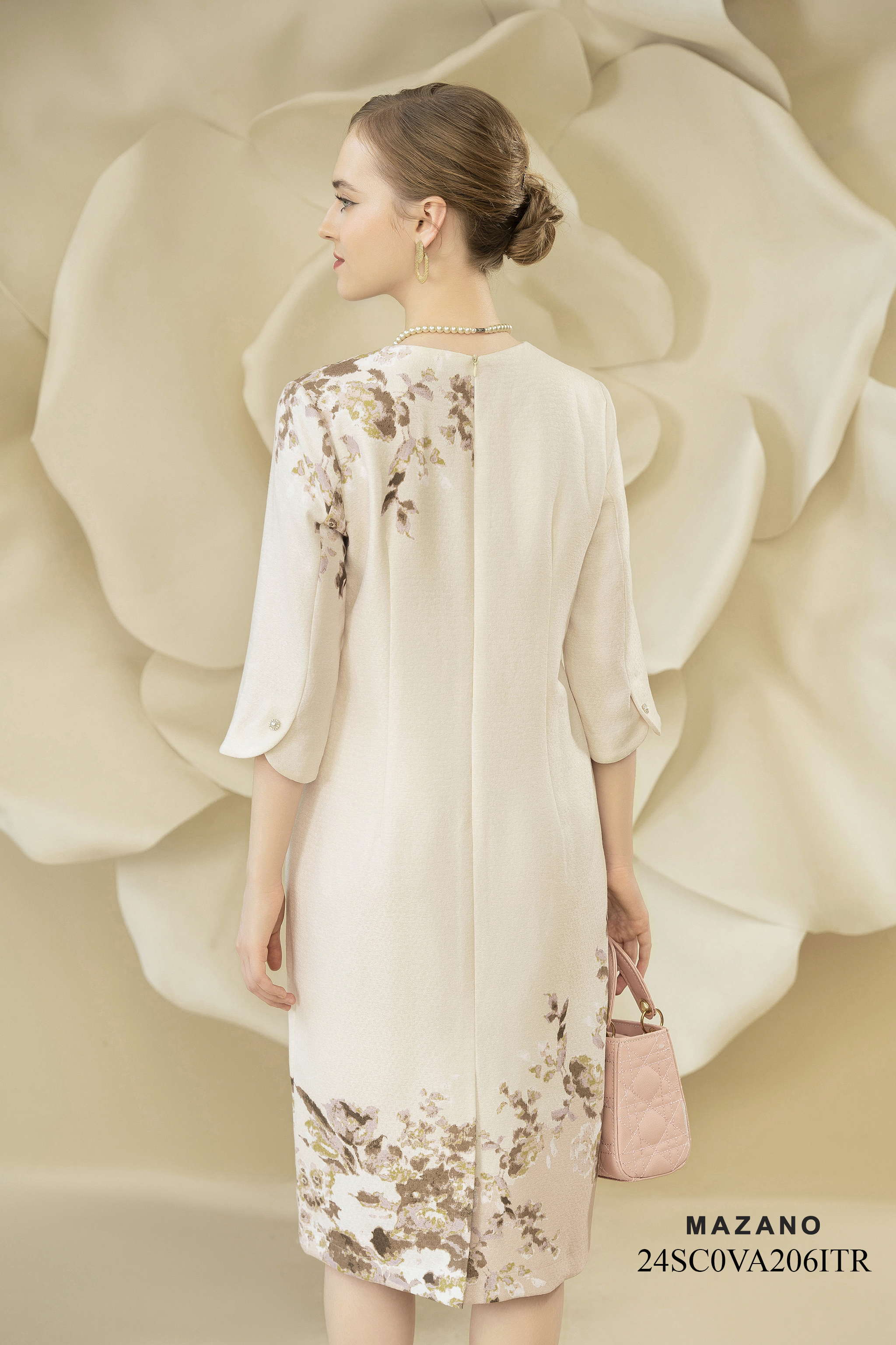 Váy Đầm Suông Vải dạ tweed Hoạ tiết hoa cách điệu Cổ tròn Tay lỡ Dài qua gối_thumbnail_3