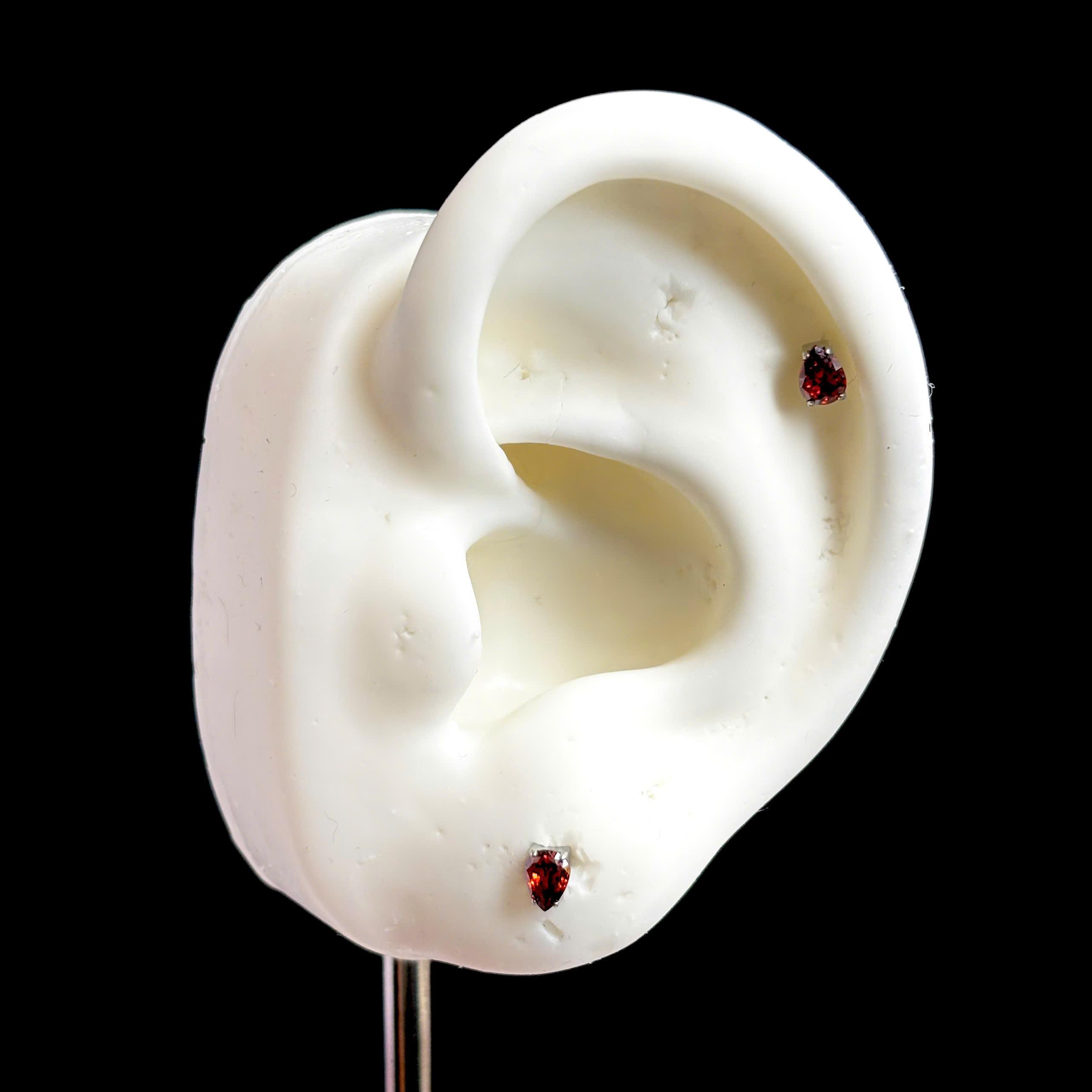 khuyên kiểu titan giọt nước oval đỏ_thumbnail_3