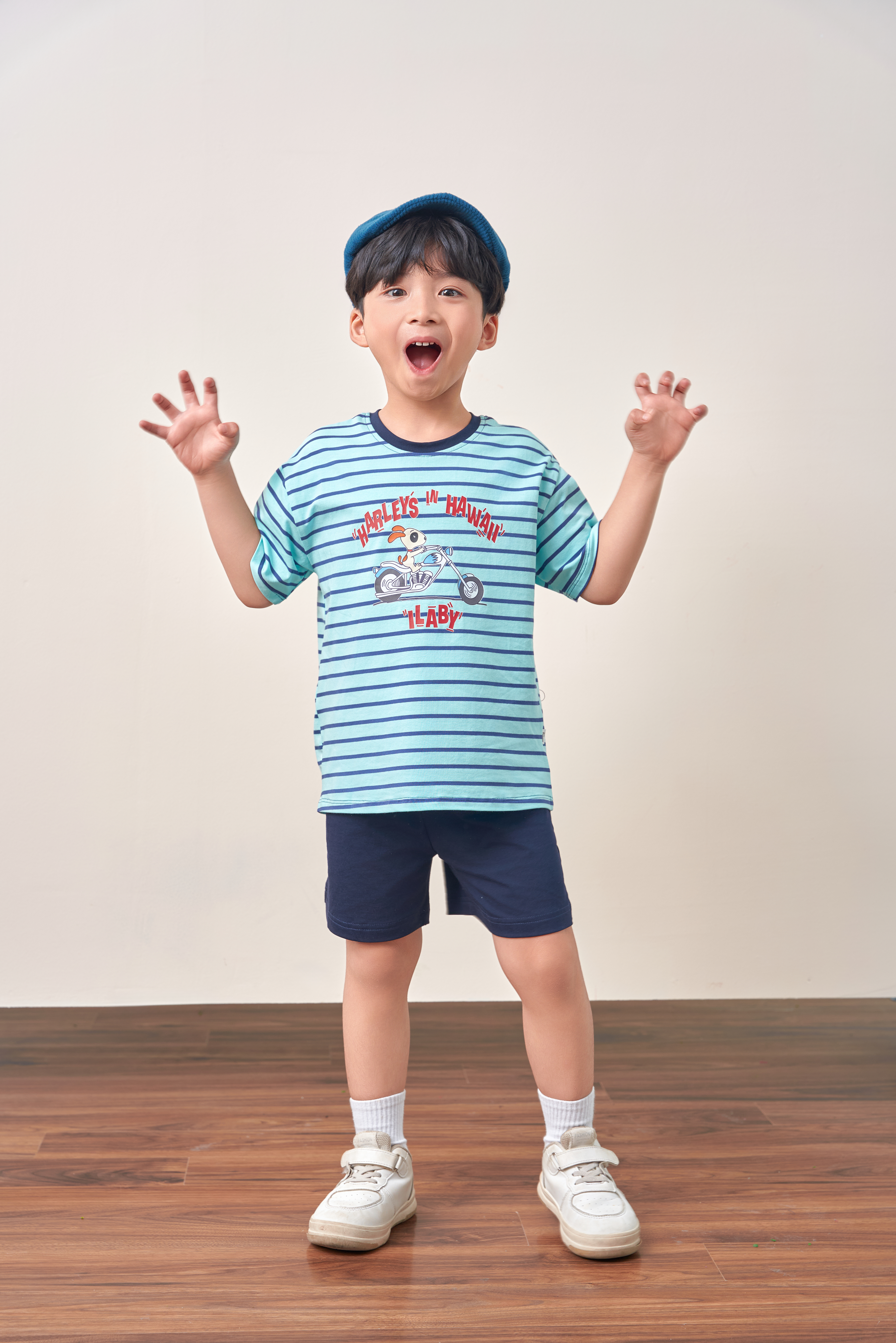 Bộ áo kẻ in hình quần màu_thumbnail_8