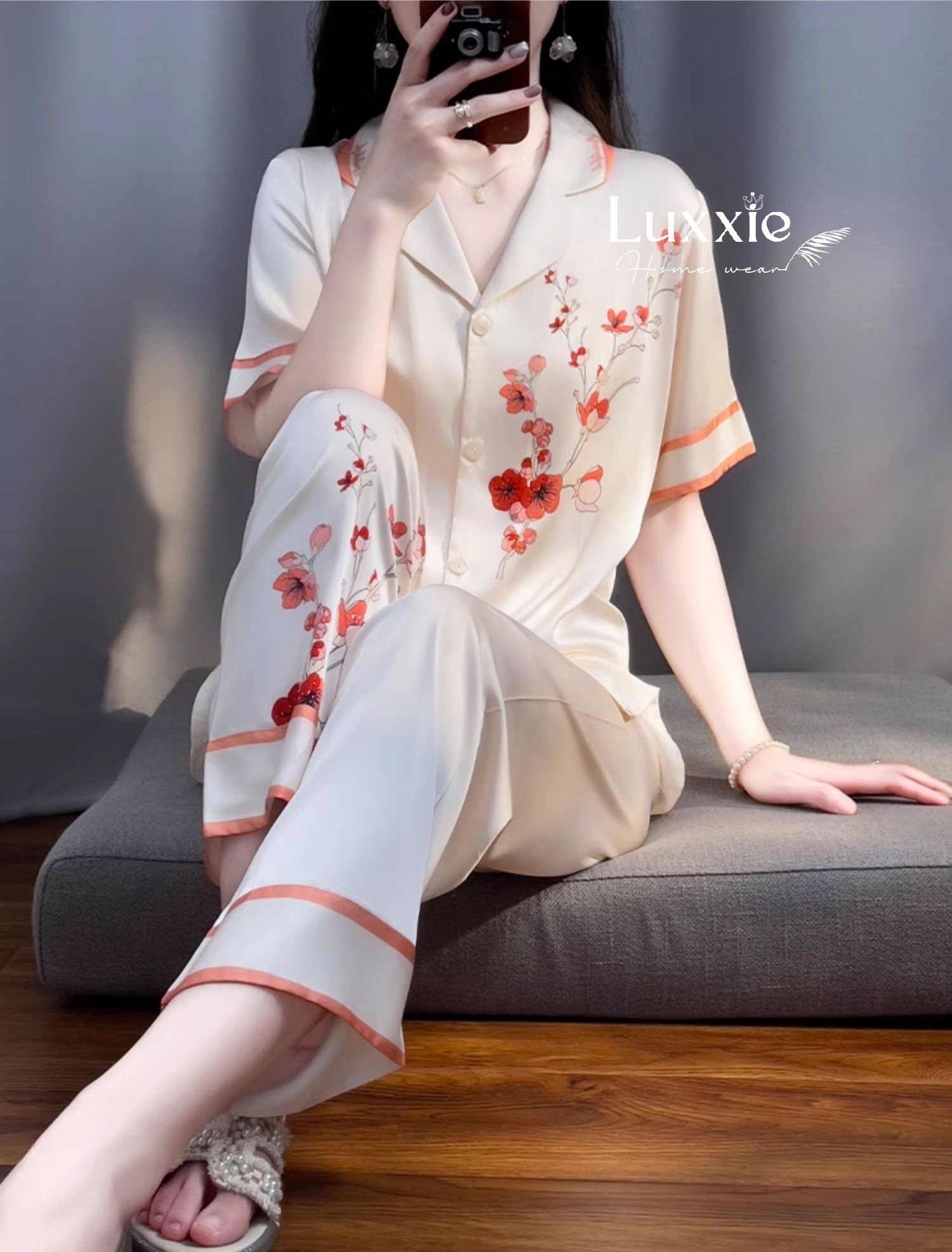 N74B Pijama lụa hoa đào đỏ cộc tay_thumbnail_4