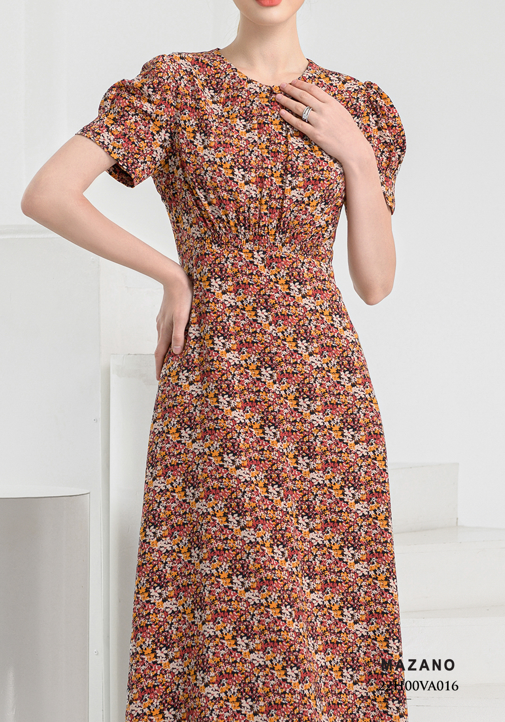 Đầm họa tiết tay bồng can eo chân xòe