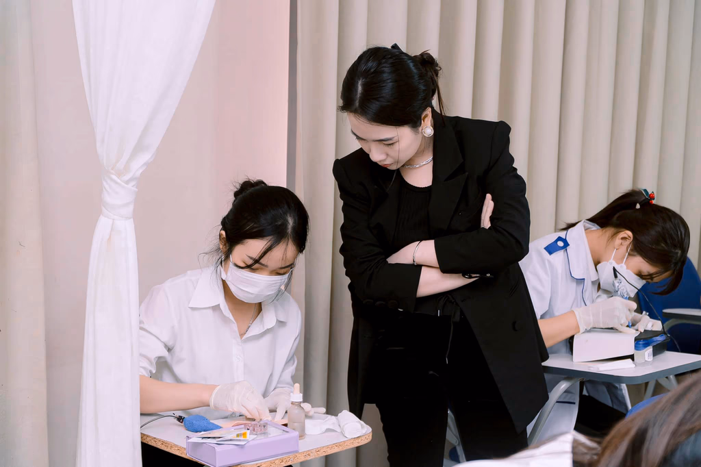 XAKbsodL9MkNQ4WGuHQuCenzNd4