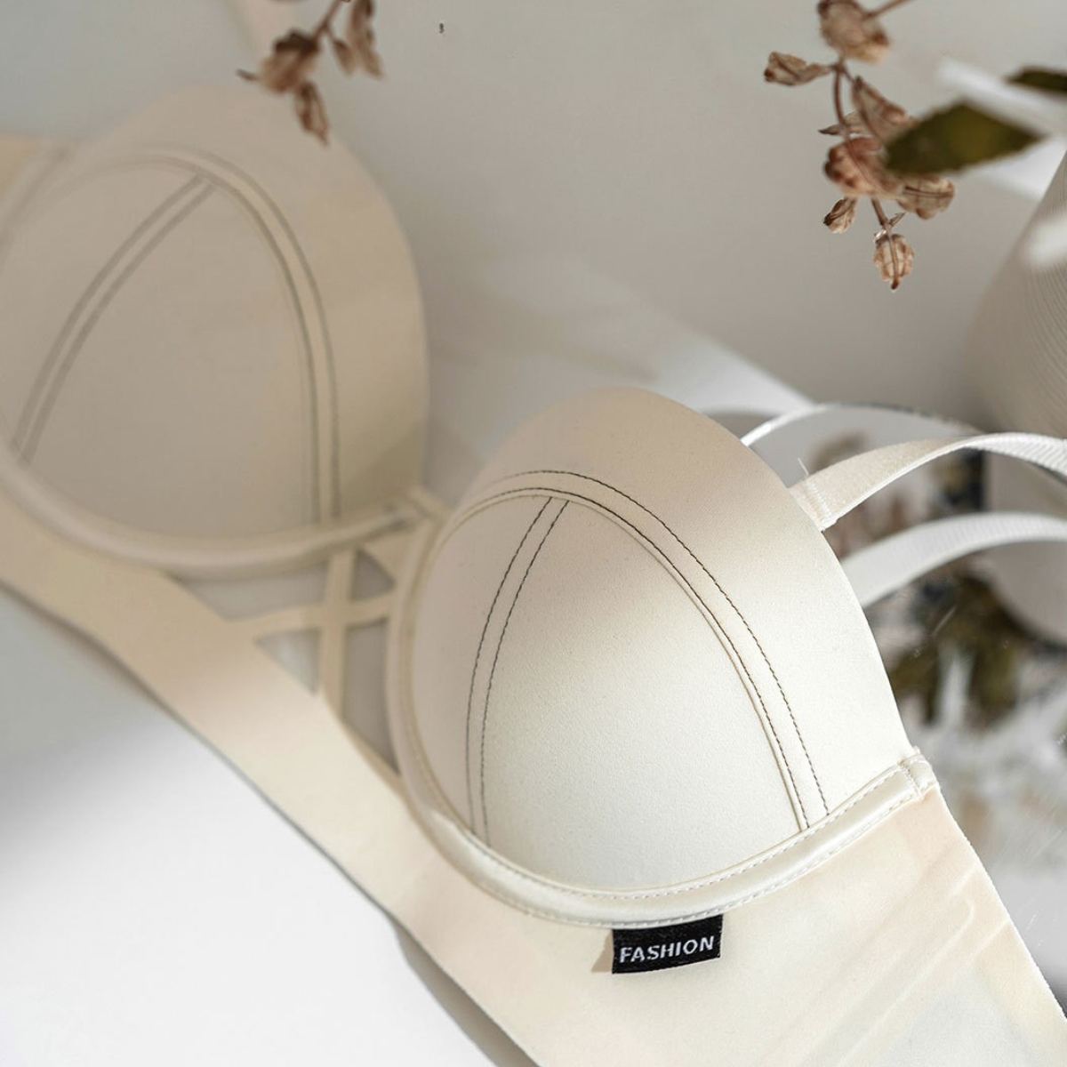 [Mã B56] Áo Lót Su Lựa Nữ Cup Ngang Nâng Vòng 1 Không Gọng Áo Bra Chất Su Lụa 1.5cm Không Gọng Có Mút Đệm kép 2 Lớp Gom Quả Chống Xệ Hạn Chế Ngấn Mỡ Lưng -- Vikam_thumbnail_6