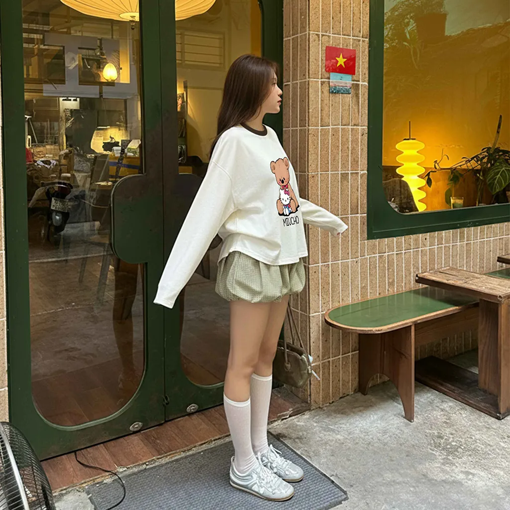 Áo thun boxy tay dài Miucho chất vải thoáng mát co giãn phối cổ mix màu Kitty Gấu nâu 2807_thumbnail_8