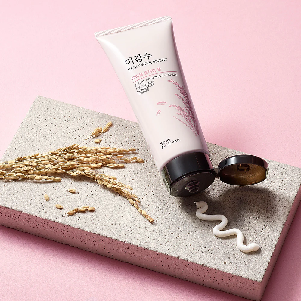 The Face Shop Rice Water Bright Foaming Cleanser 300ml_thumbnail_0