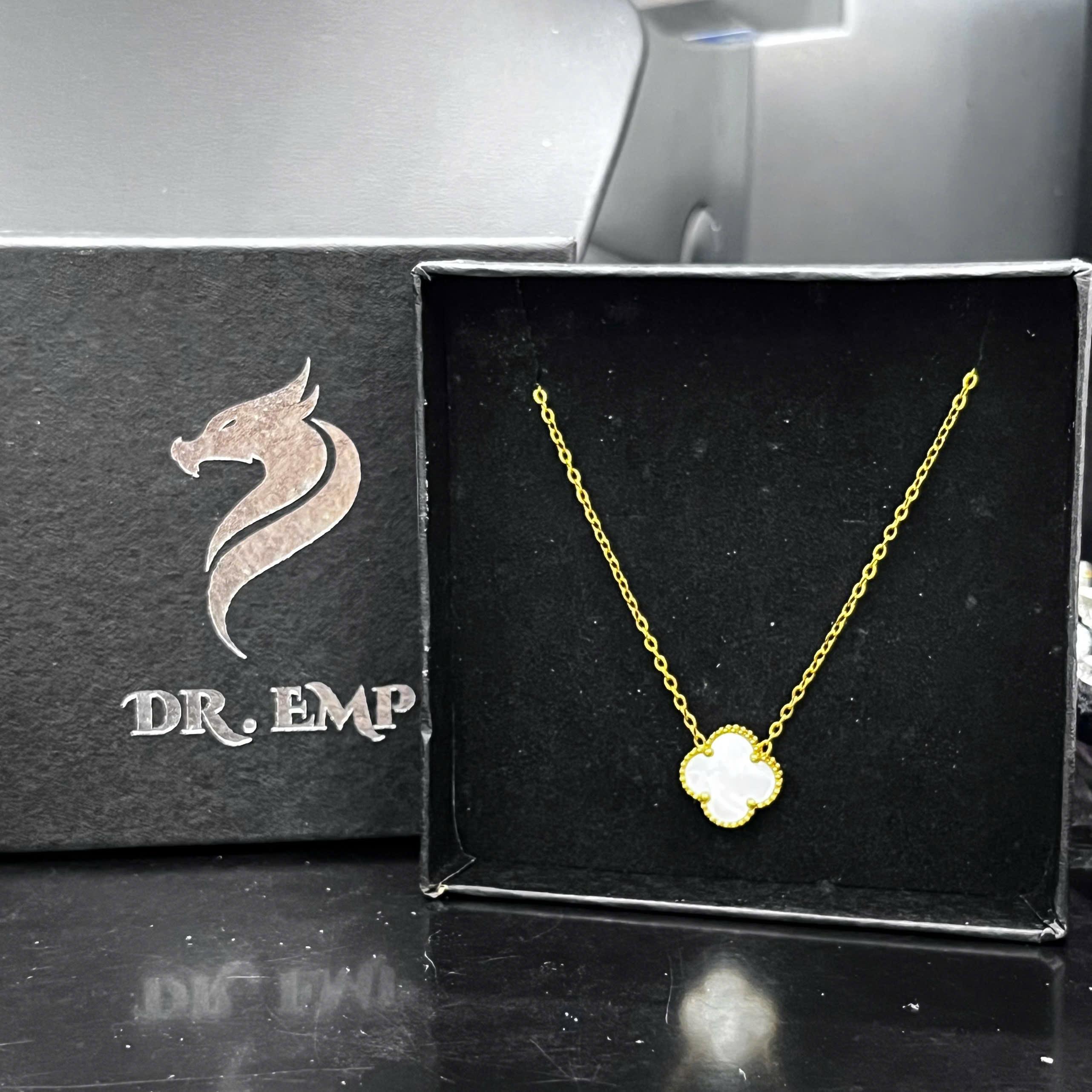 Vòng cổ titan van cleef vàng đá xà cừ_thumbnail_1