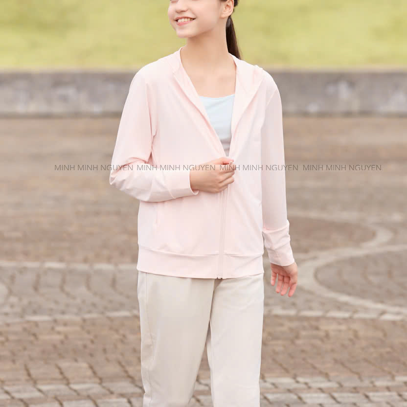 AO KHOAC BE UNIQLO_thumbnail_6