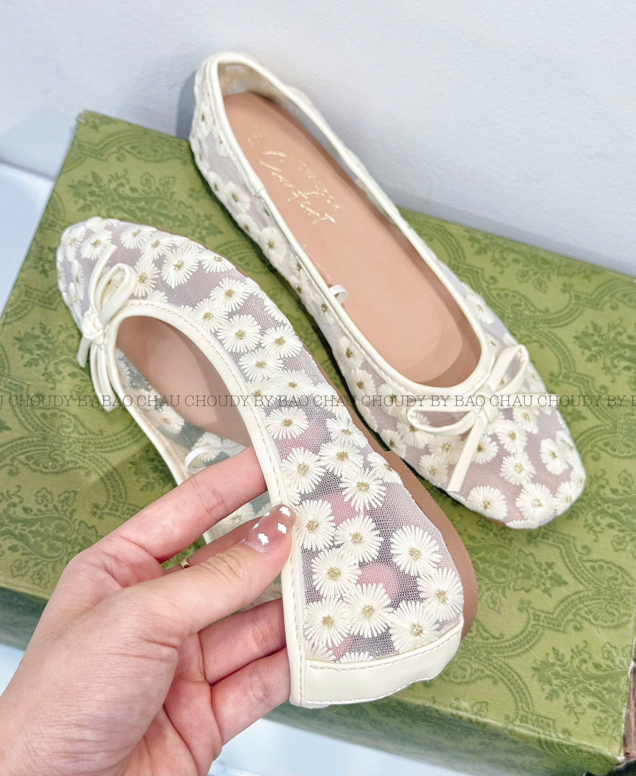 G44 GIÀY BÚP BÊ THÊU HOA_thumbnail_7