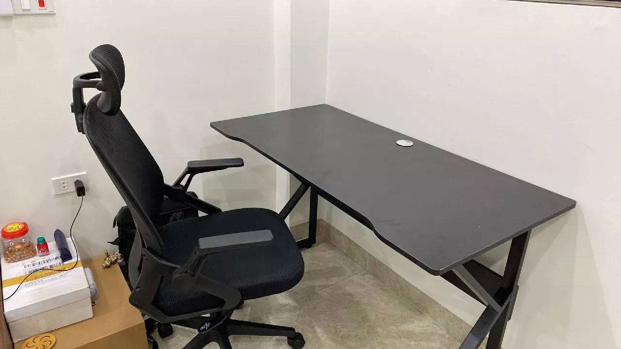 5 Tiêu Chí Chọn Combo Bàn Ghế Làm Việc Tại Nhà Đẹp, Sang, Thông Minh, Tiết Kiệm Diện Tích