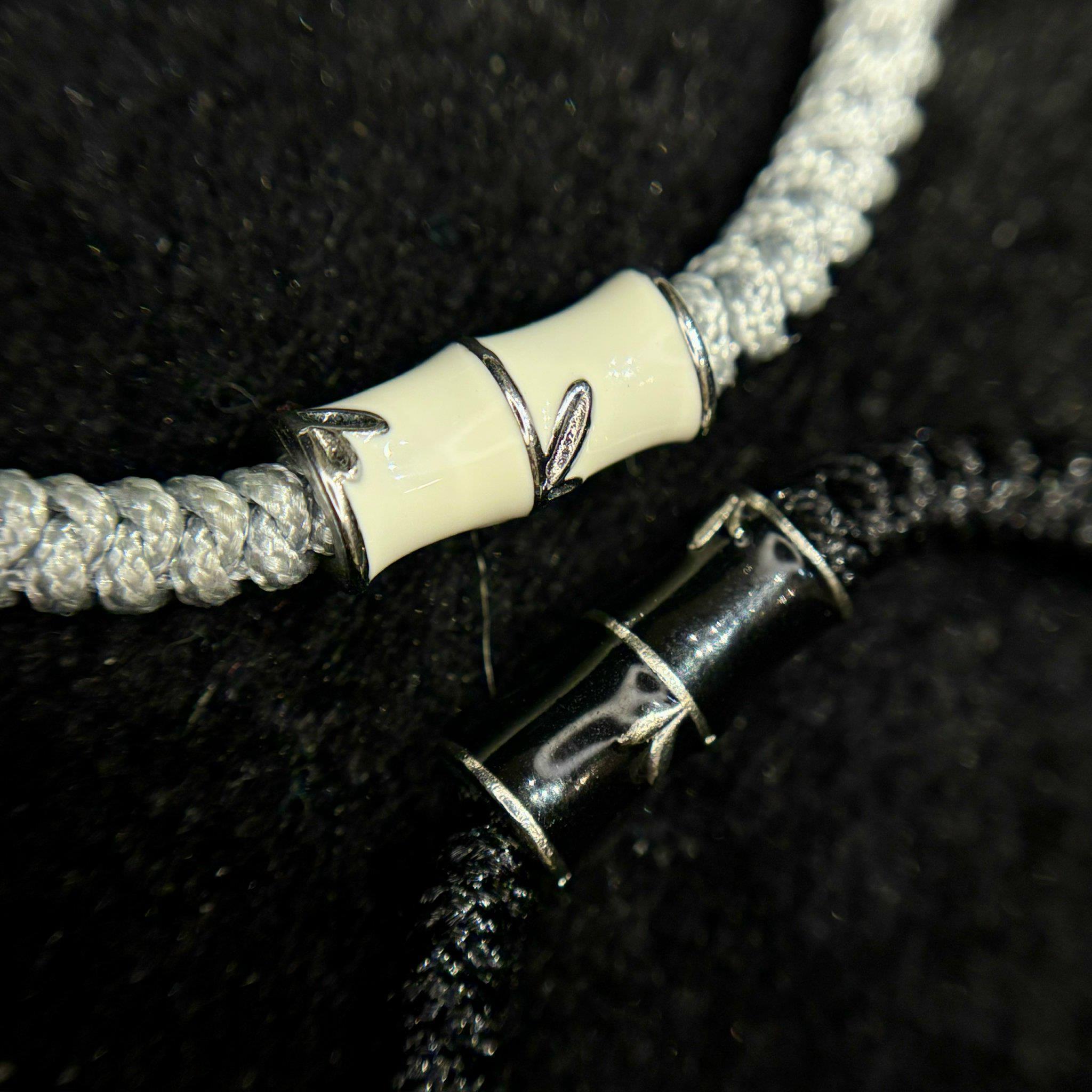 Vòng tay cặp dây vải đốt tre mạ bạc_thumbnail_1