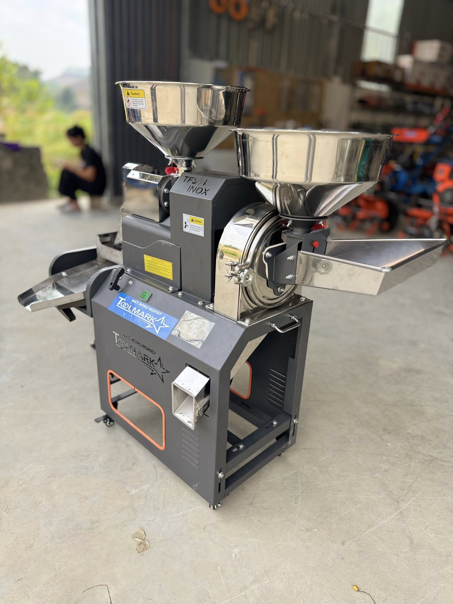 Máy xát gạo Mã TM01 (tm)_thumbnail_2