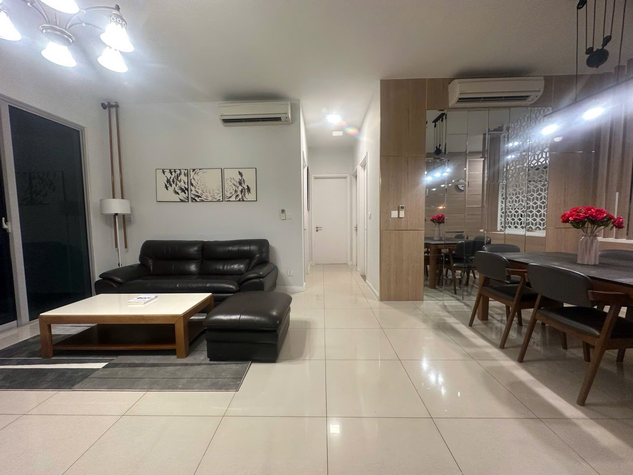 Tin thật 100% - Cho thuê căn hộ 3PN đầy đủ nội thất giá rẻ tại Estella Heights