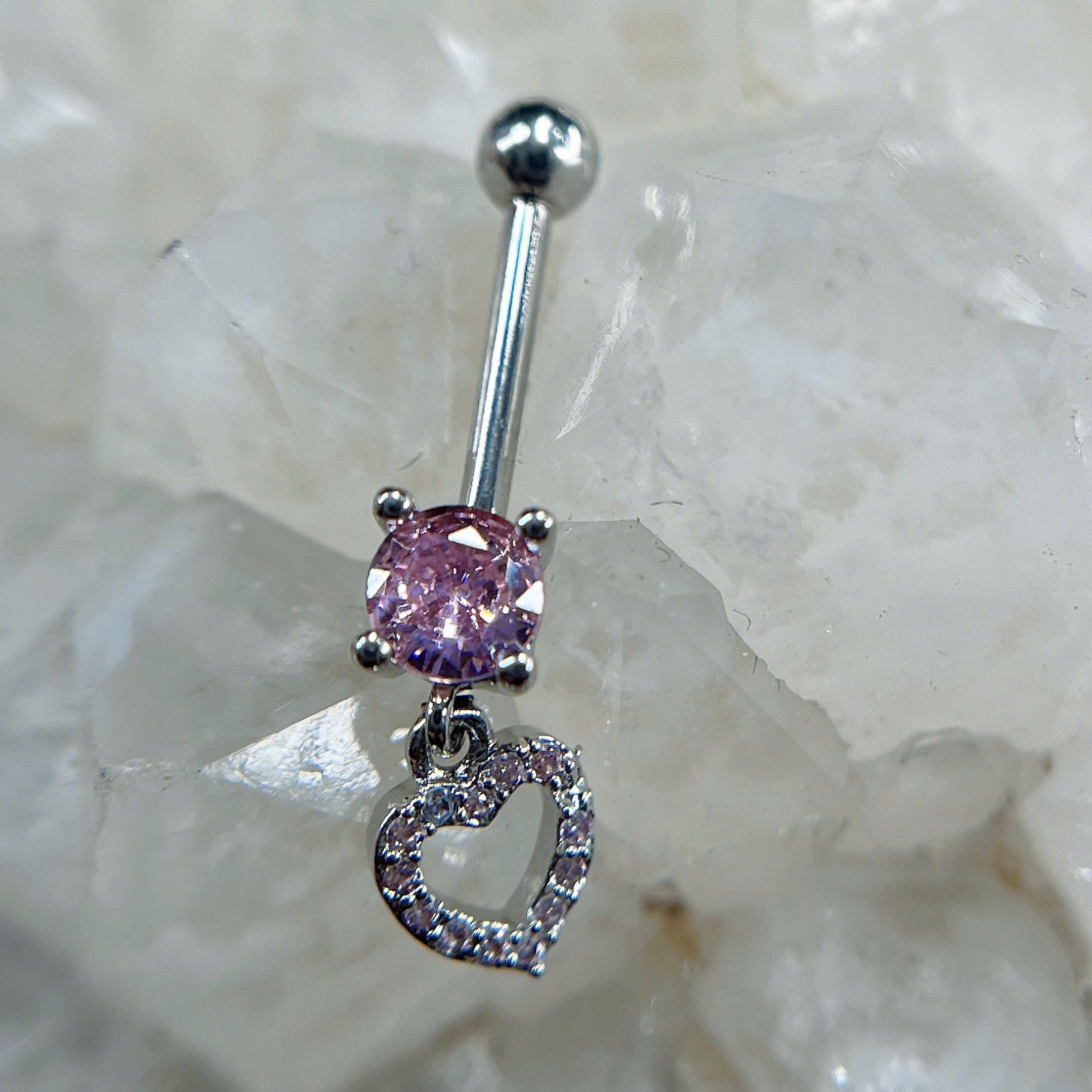 Khuyên kiểu verical rơi tim hồng