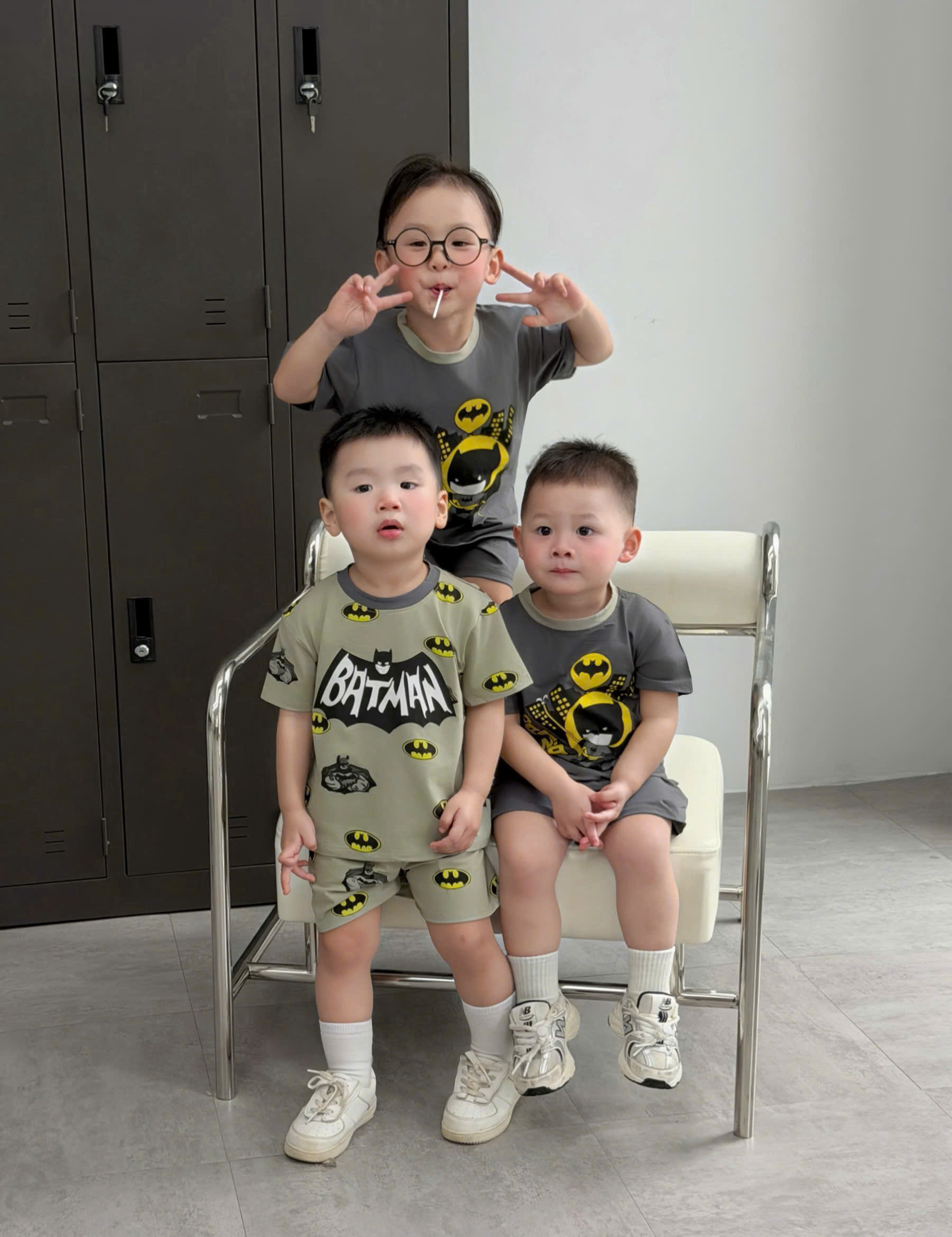C30 SET 2 BỘ CỘC TAY DƠI BATMAN- A100.320