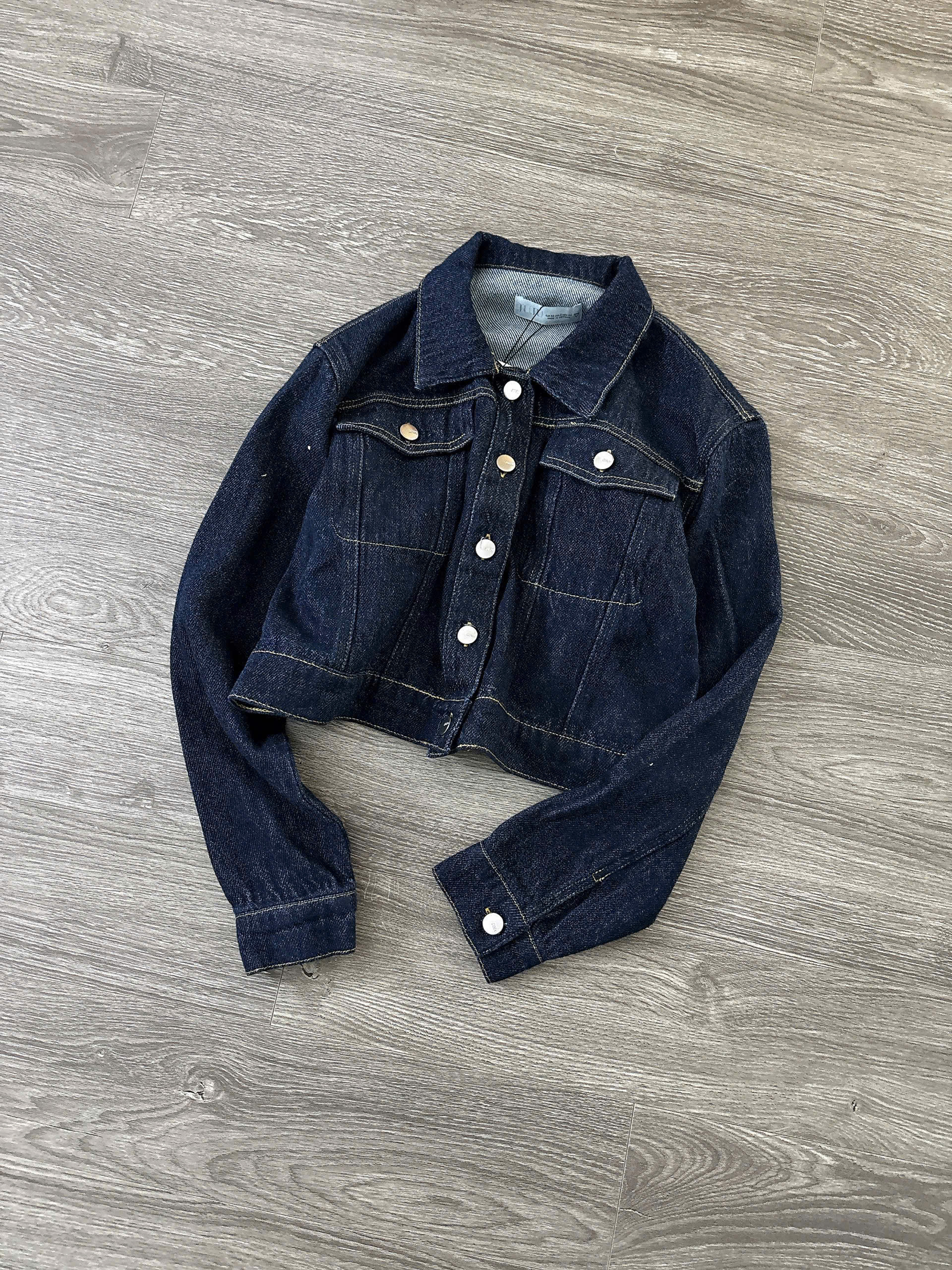 Áo khoác jean đậm 2 túi cúc_thumbnail_15