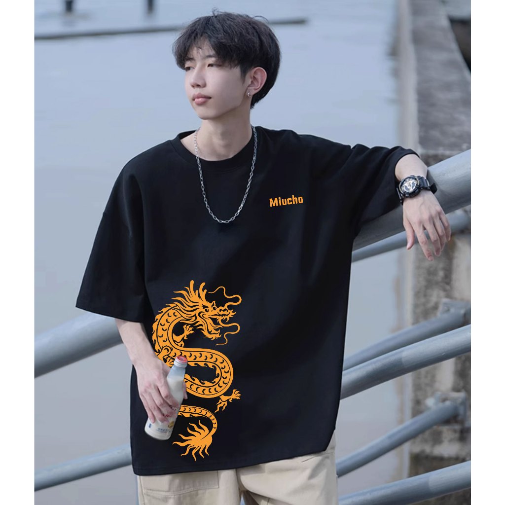 Áo phông Tết 2024 in hình rồng màu đỏ local brand form rộng ATD896 Miucho Man tay ngắn vải cotton cổ tròn in mix_thumbnail_4