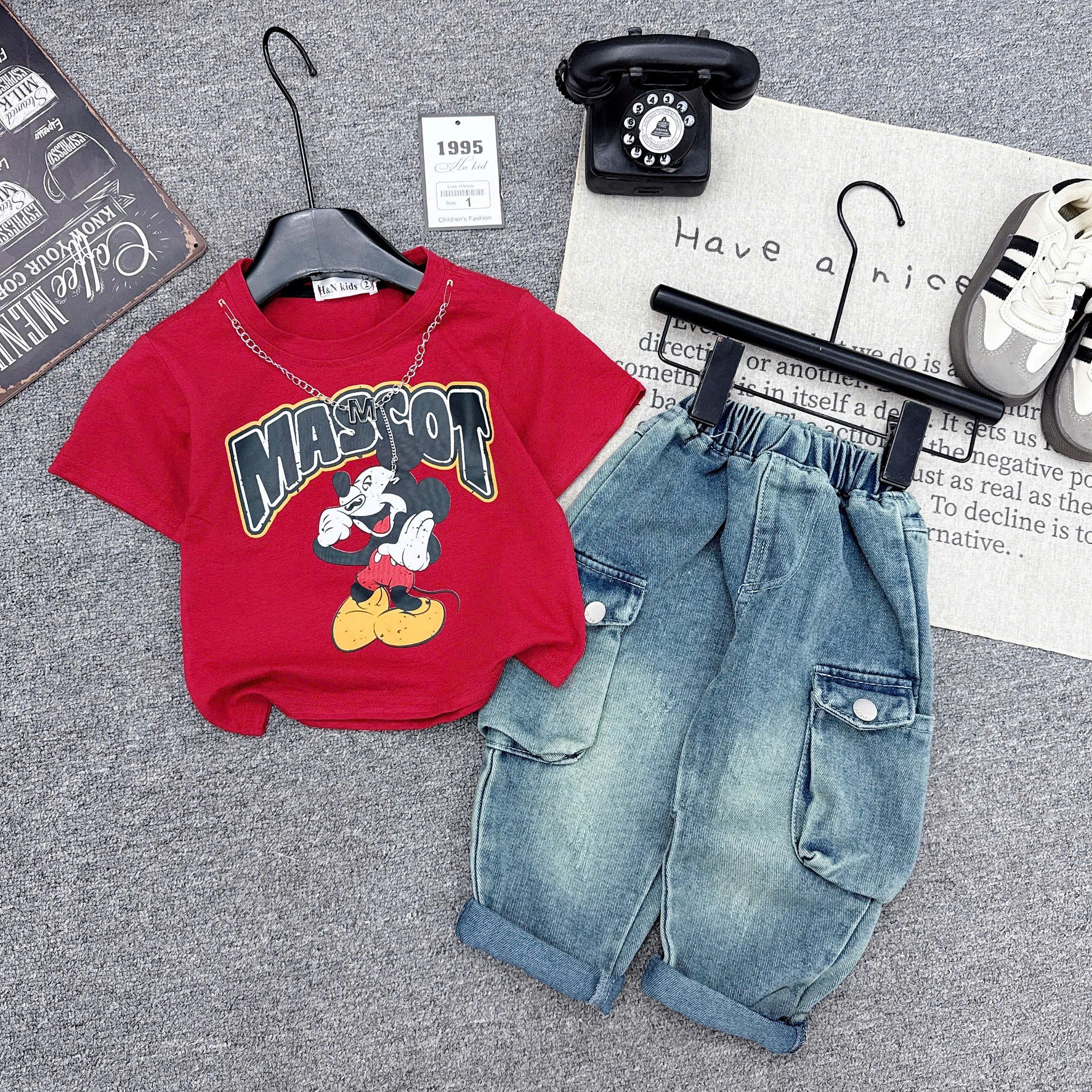 B81 ÁO CỘC QUẦN DÀI MICKEY MASCOT- A116.872