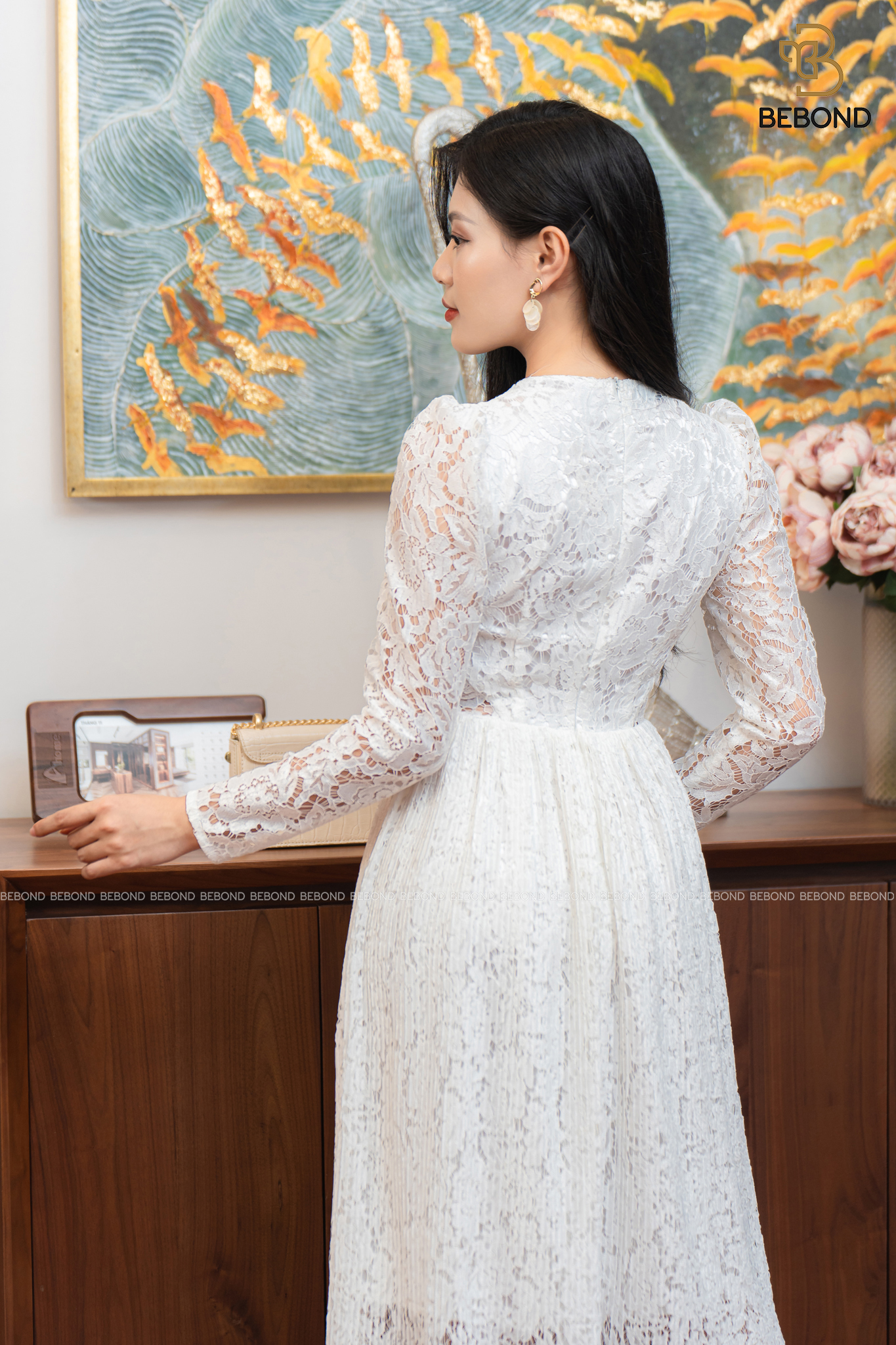 Đầm ren cổ tim - TRẮNG - Martha Dress