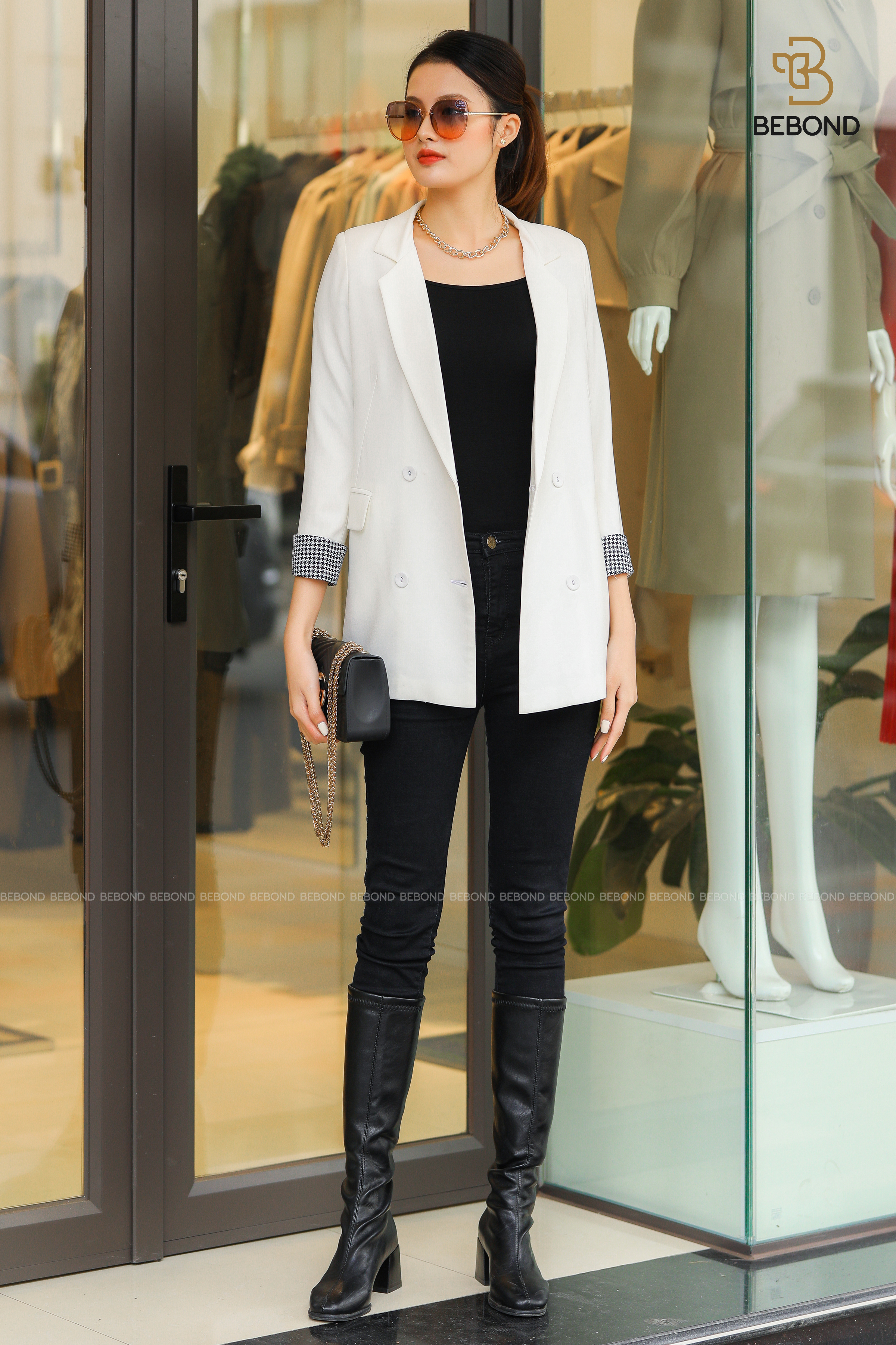 ÁO BLAZER MÀU TRẮNG- NELYS