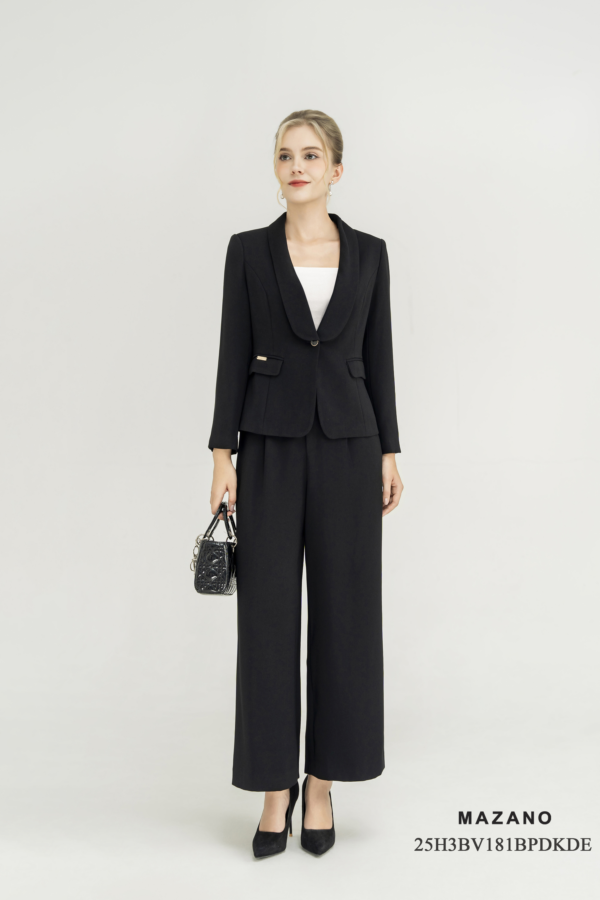 Bộ vest suông vải thô dày màu đen Cổ sang trọng Tay dài Dài áo qua eo,quần dài đến mắt cá