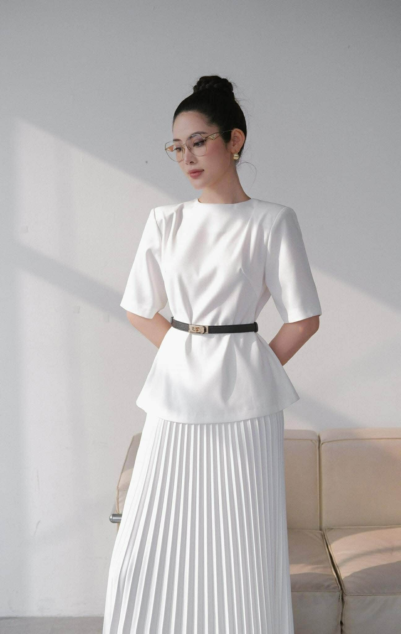 Thắt lưng bản nhỏ