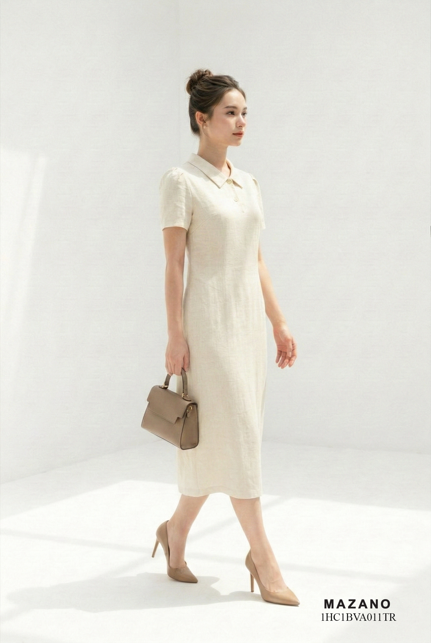 Đầm vải thô pha linen trắng kem dáng suông cổ sơ mi tay ngắn thiết kế MAZANO 1HC1BVA011TR