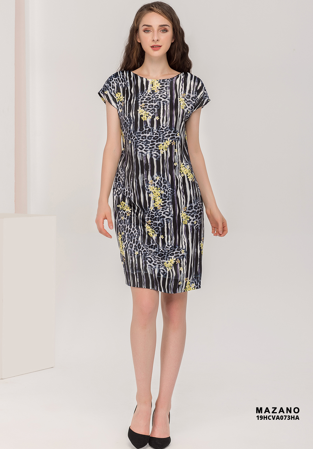 Đầm ôm họa tiết sọc vai chờm_thumbnail_1