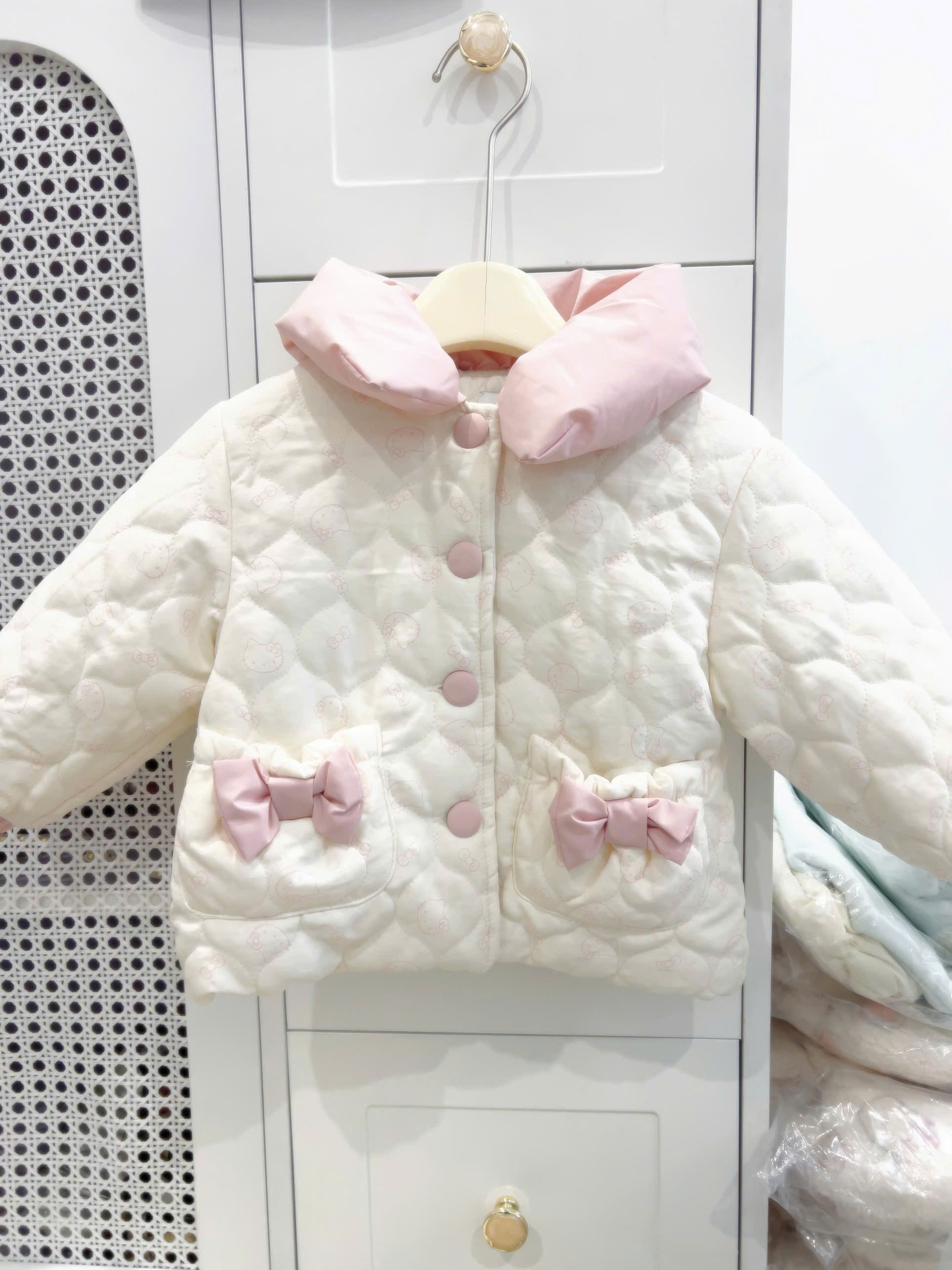 (M122) Áo khoác trắng cổ sen hồng kitty_thumbnail_0