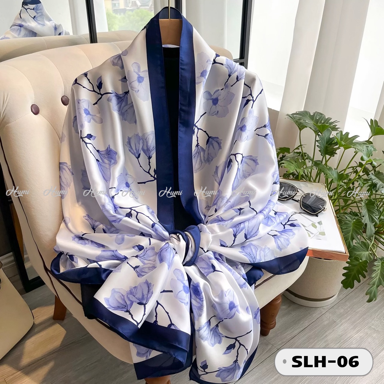 KHĂN CHOÀNG LỤA (SLH06)_thumbnail_0