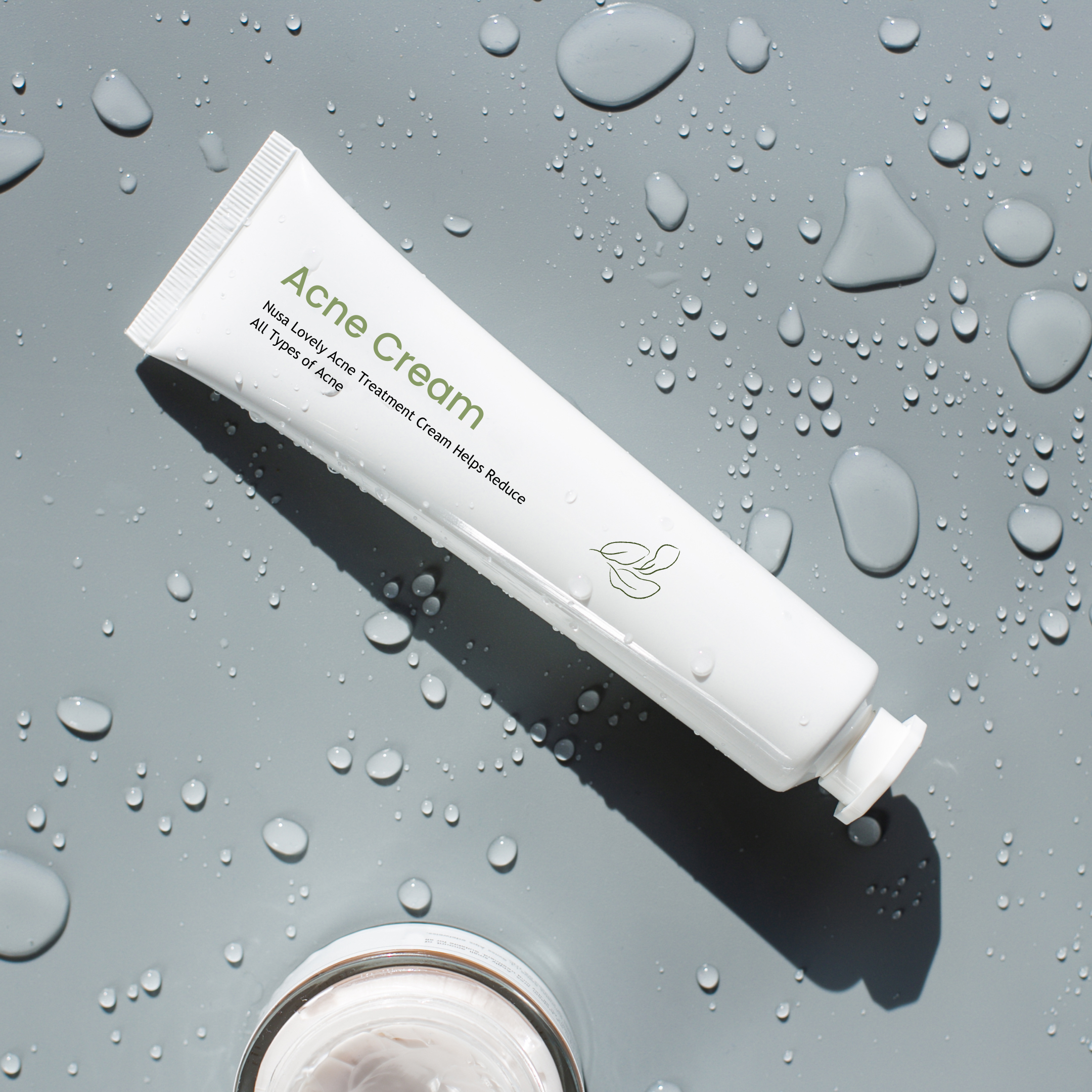 Kem Mụn Nusa Lovely