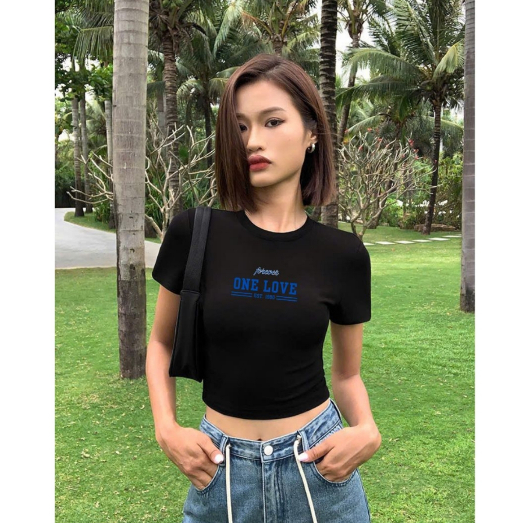 [Form Ôm] Áo croptop nữ One love - Áo thun LOZA dáng croptop ôm - CR7885