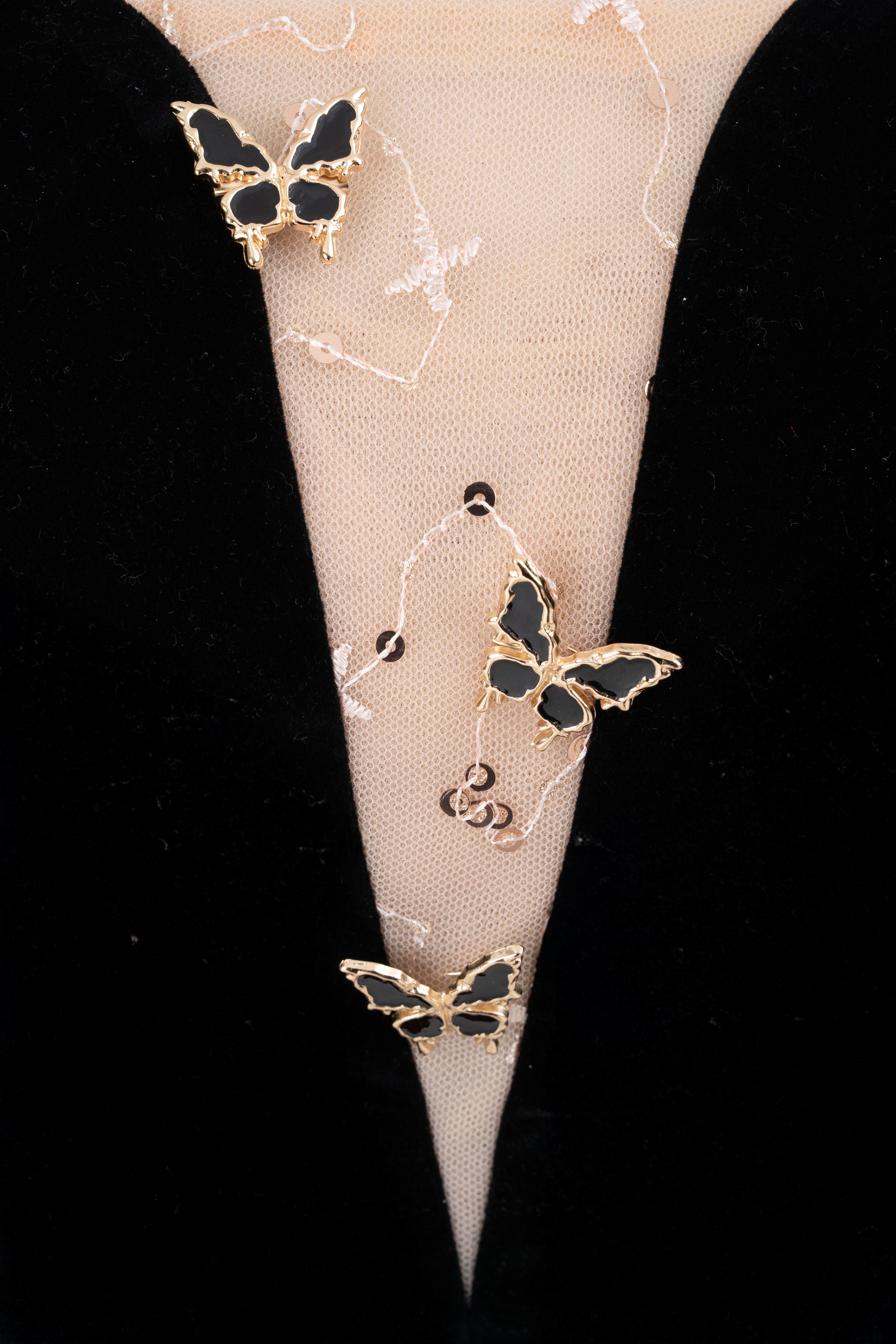 Đầm Chữ A Trễ Vai Tag Bướm_thumbnail_3