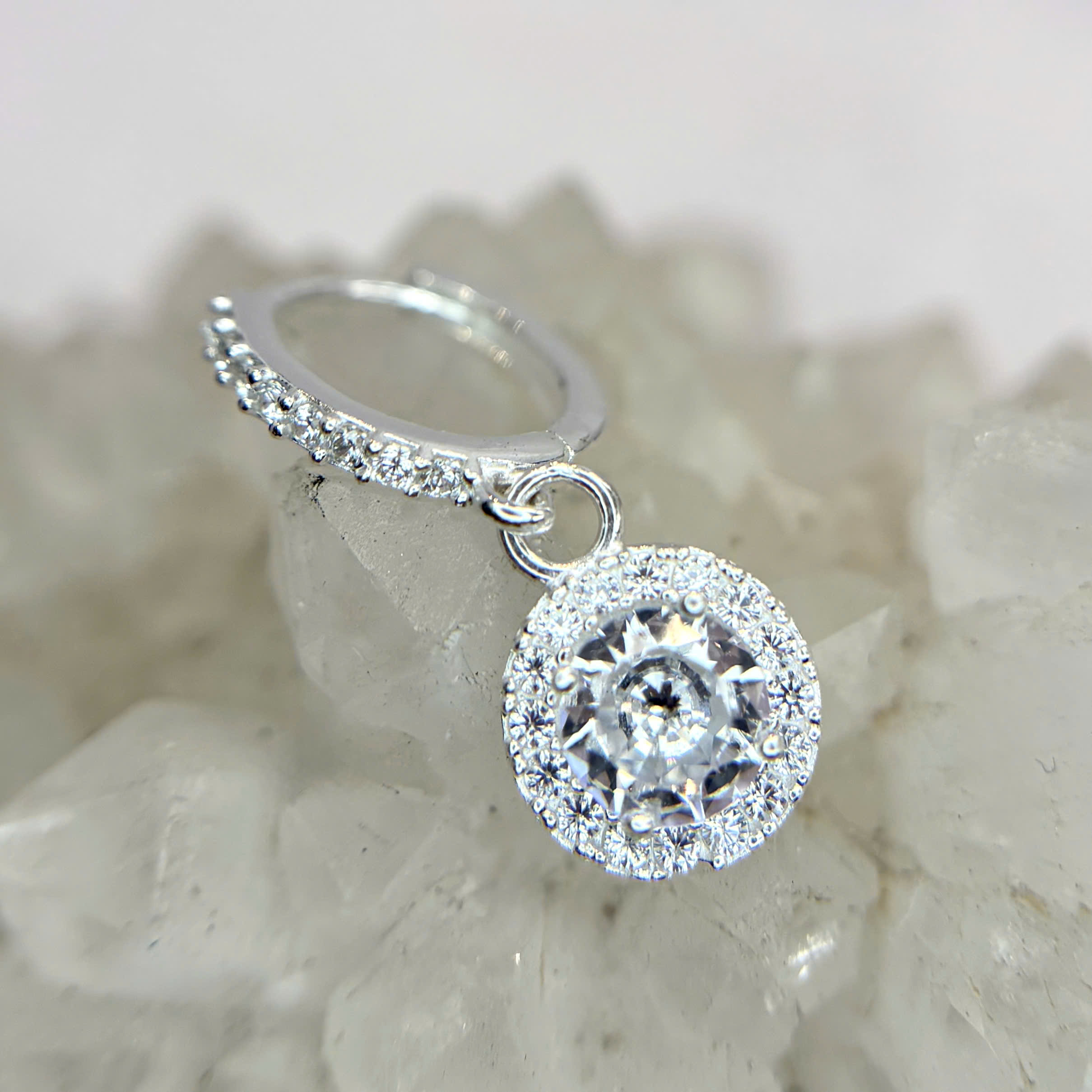 Khuyên vòng bạc xi kim rơi vòng đá tròn_thumbnail_1