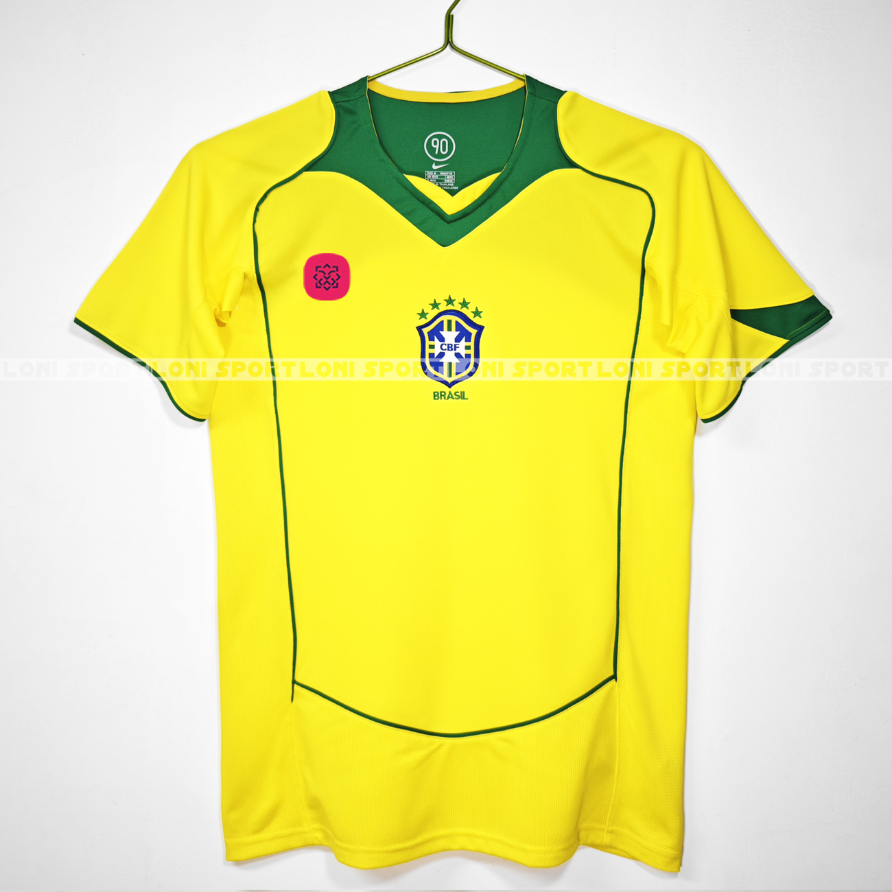 Áo retro Brazil sân nhà vàng 2004_thumbnail_1