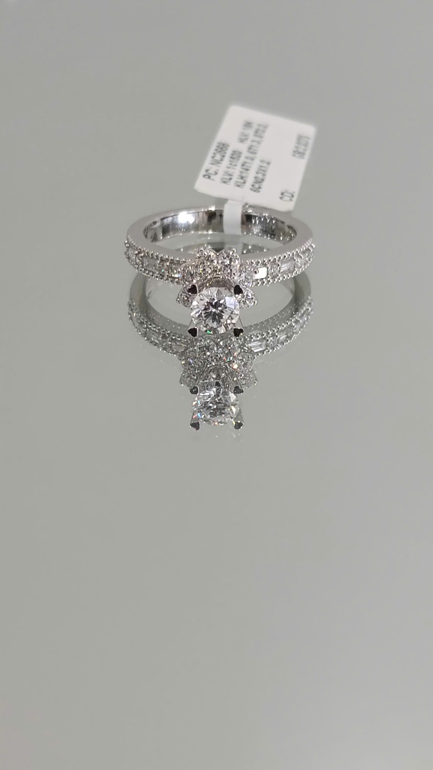 Nhẫn Kim Cương Đài Hoa_thumbnail_0