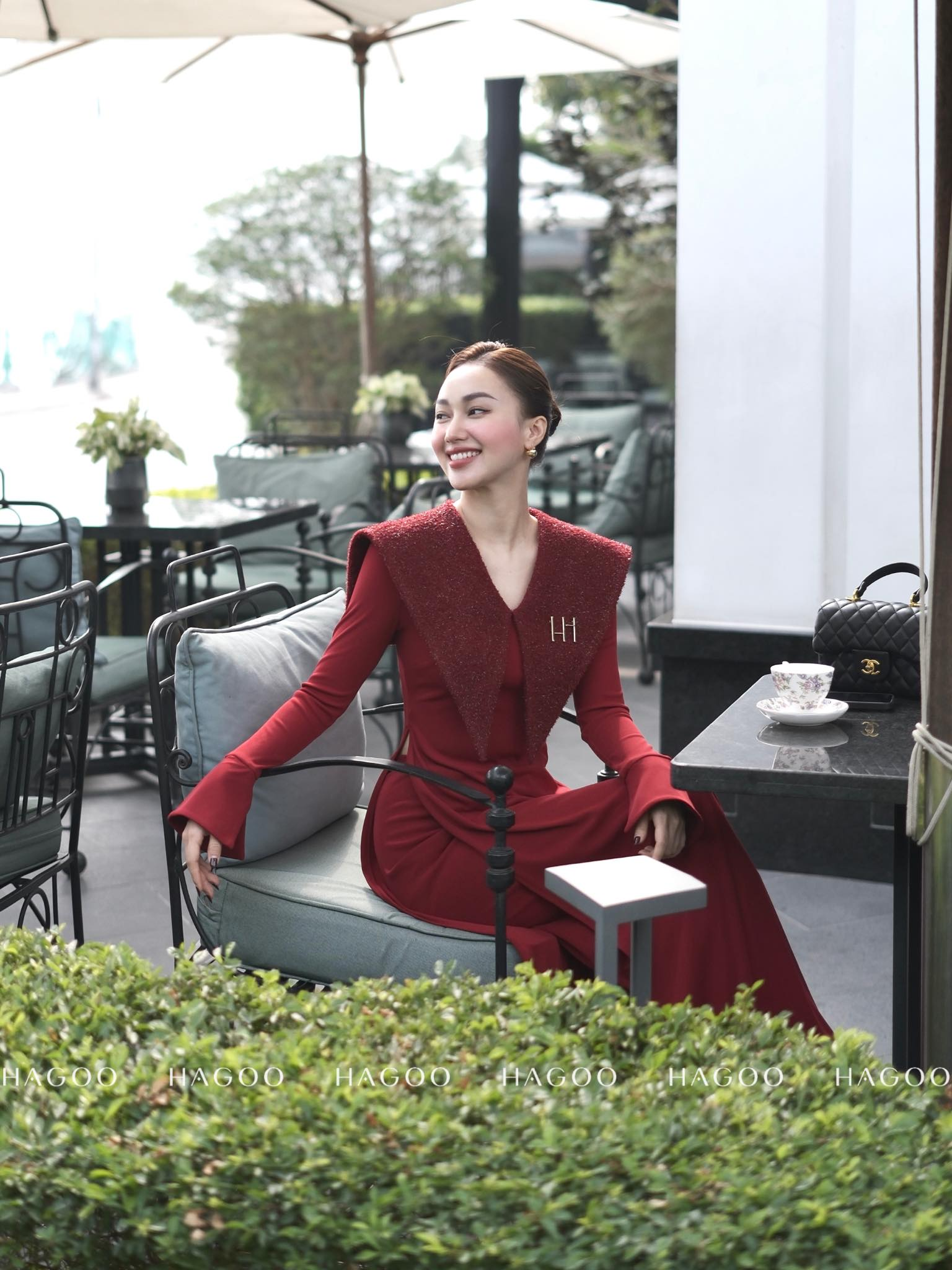 Set áo dài cổ V phối dạ tweet_thumbnail_3