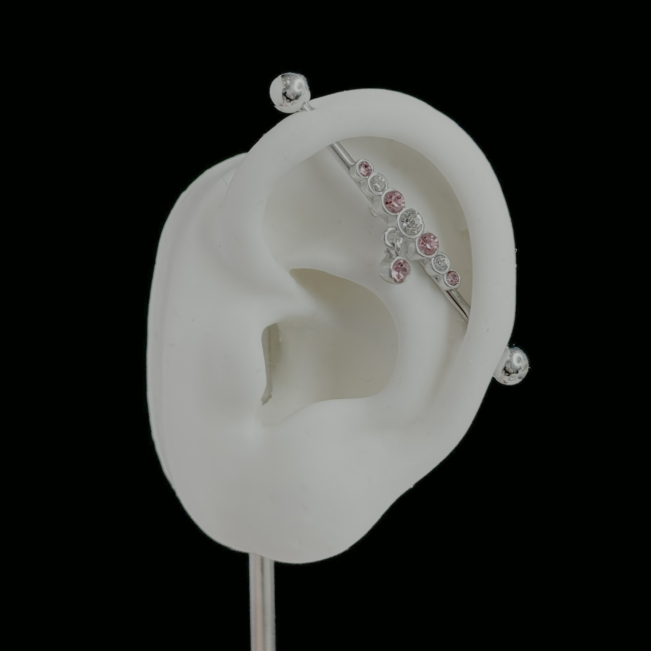 Khuyên kiểu indus kim cương trắng hồng xen kẽ hạt đá rôi._thumbnail_1