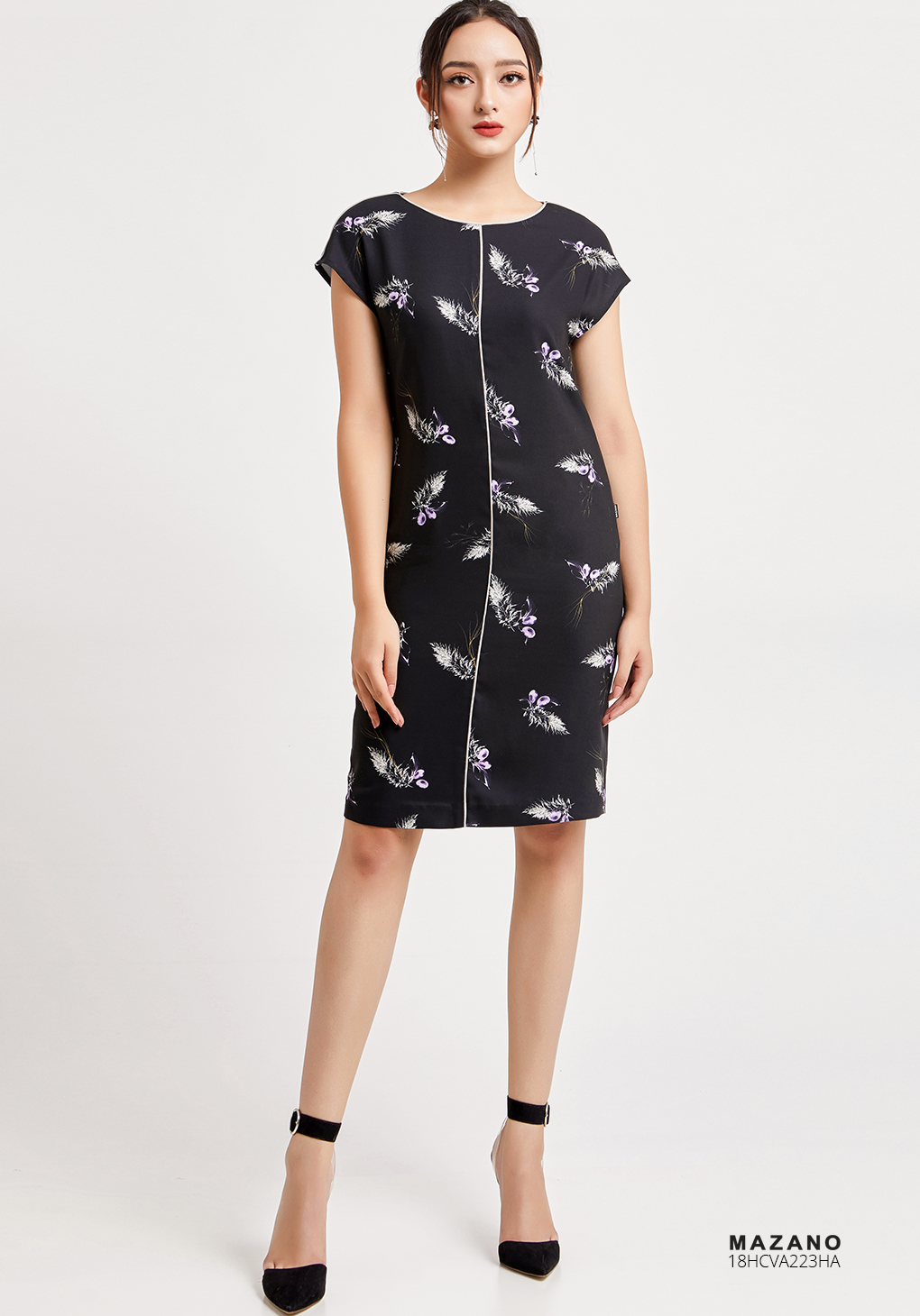 Váy hoa suông vai chờm