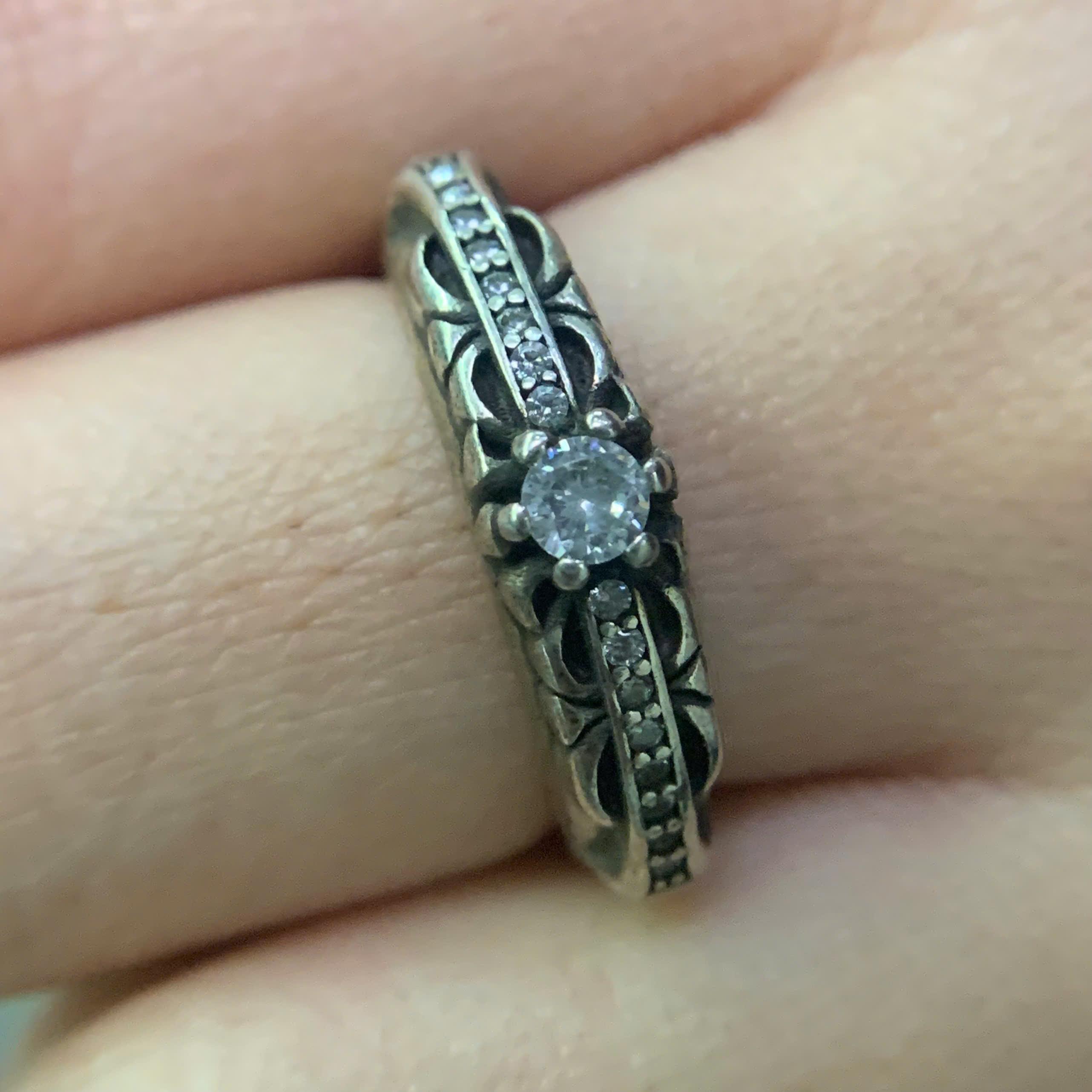 nhẫn kiểu chrome đính kim cương trắng size 8_thumbnail_3