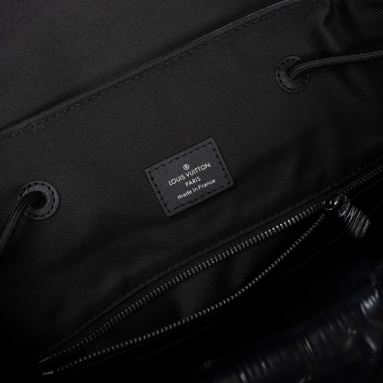 Balo nam LV Christopher PM Monogram Eclipse hoa đen_thumbnail_7